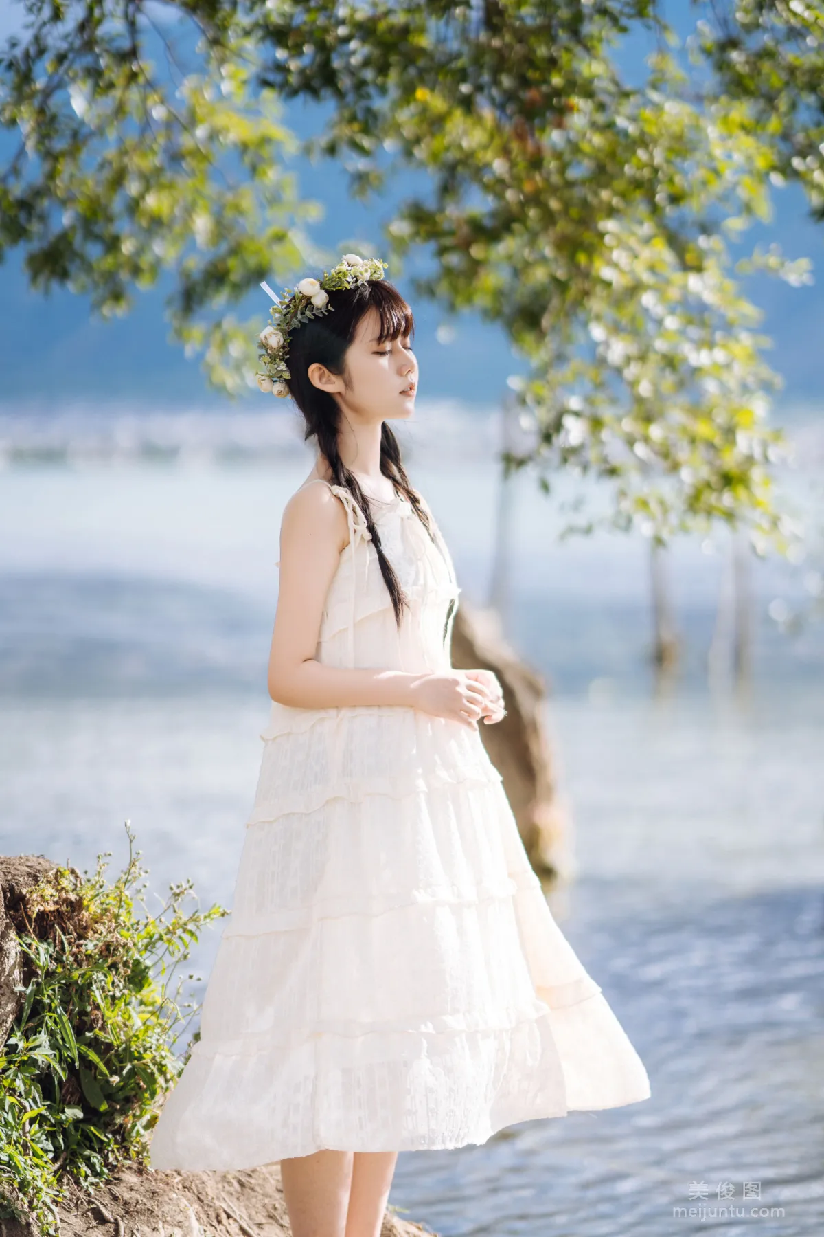 Jing Jiang: Web Idols photo 11