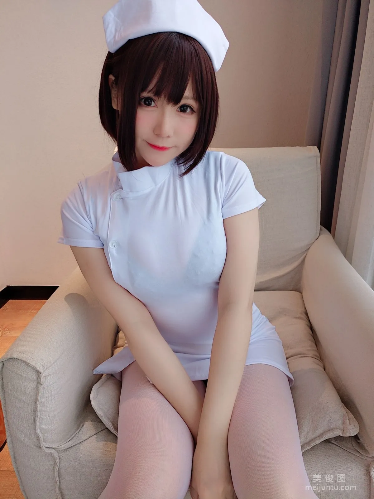 [COS福利] 萌妹子Nyako喵子 《護士妹妹》 寫真集 13