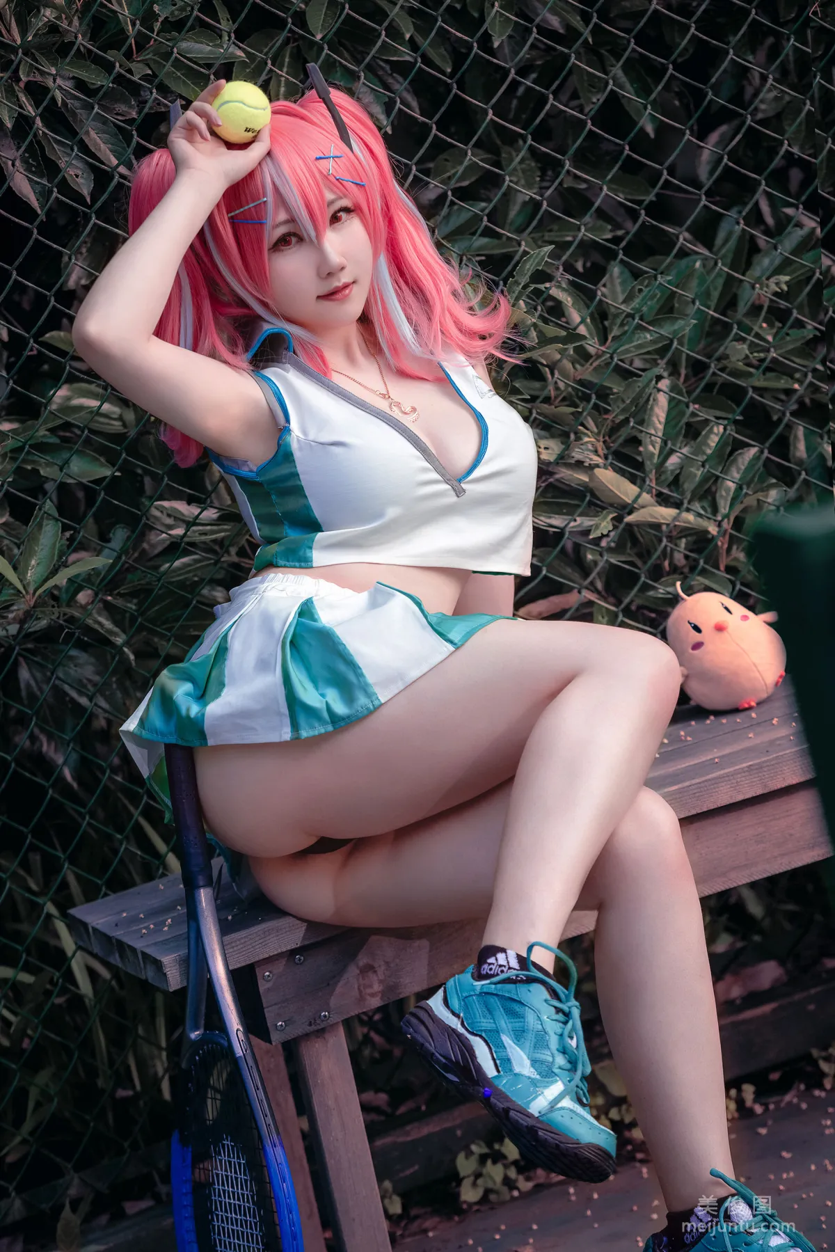 Shiben Momo: Web Idols photo 26