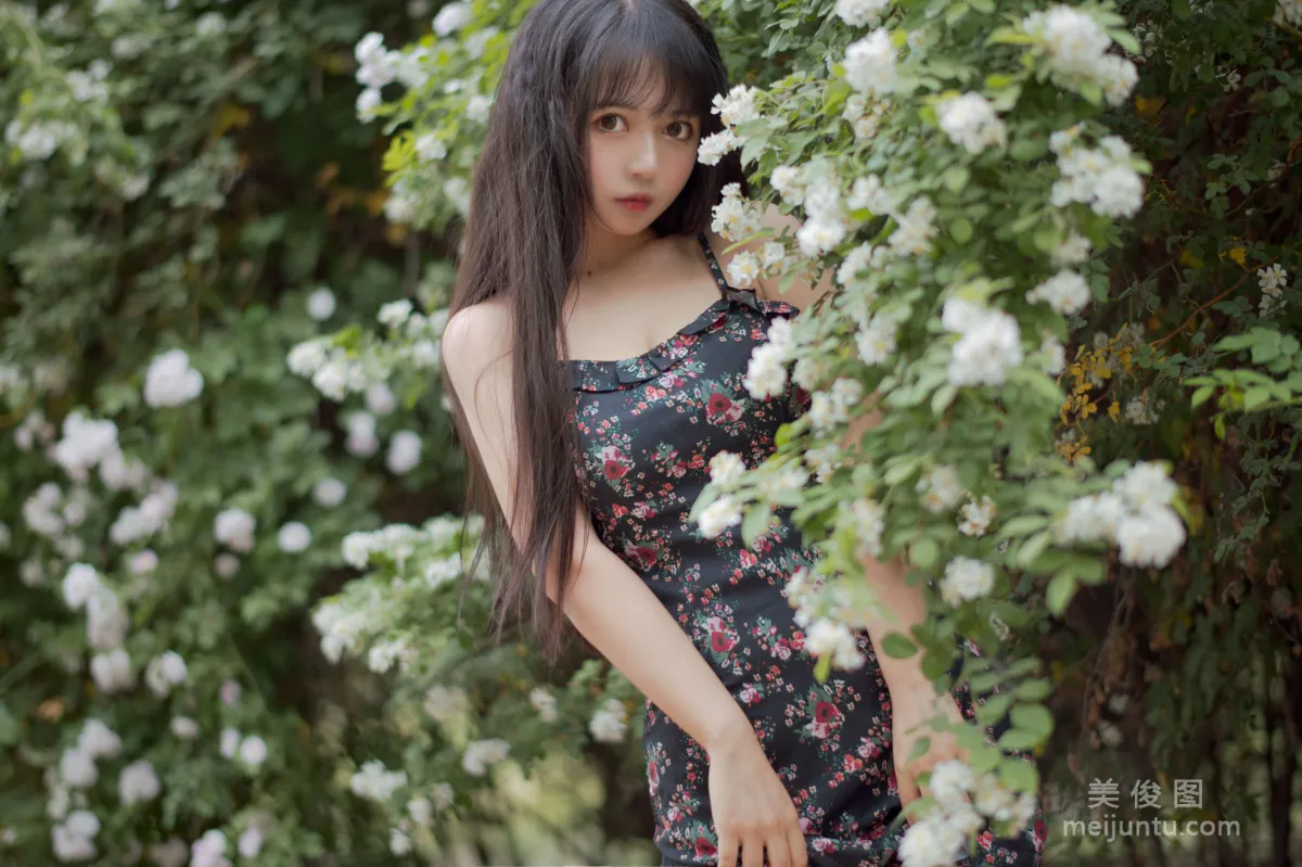 Big-Eyed Cute Girl Heimaomao OvO, Rose 1 Photo Set photo 18