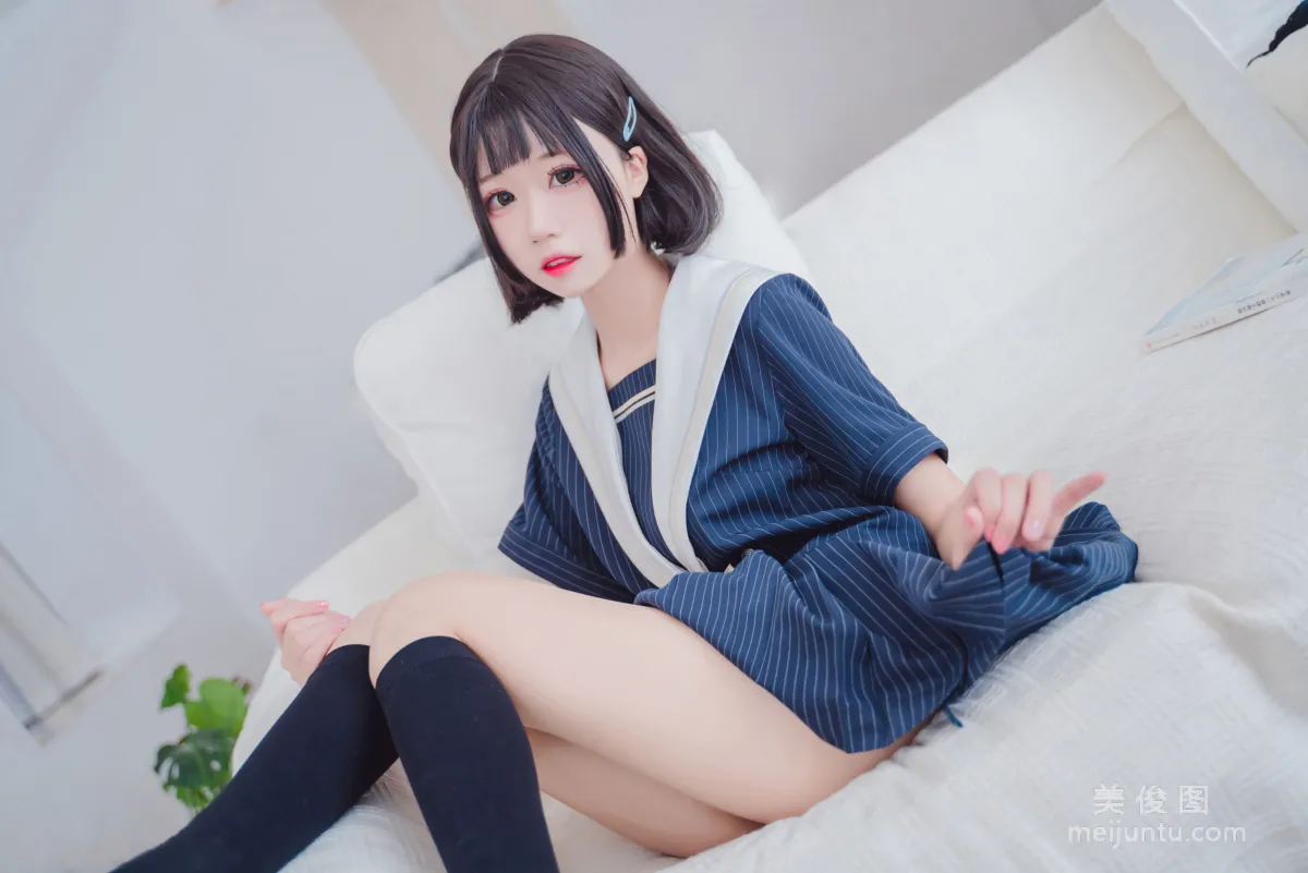 [COS福利] 猫君君MaoJun 《清纯学妹》 写真集13