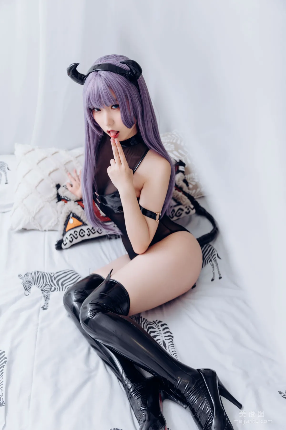 [COS] Yuyuan Youzi SJ_ Purple-Haired Succubus Photo Set photo 4