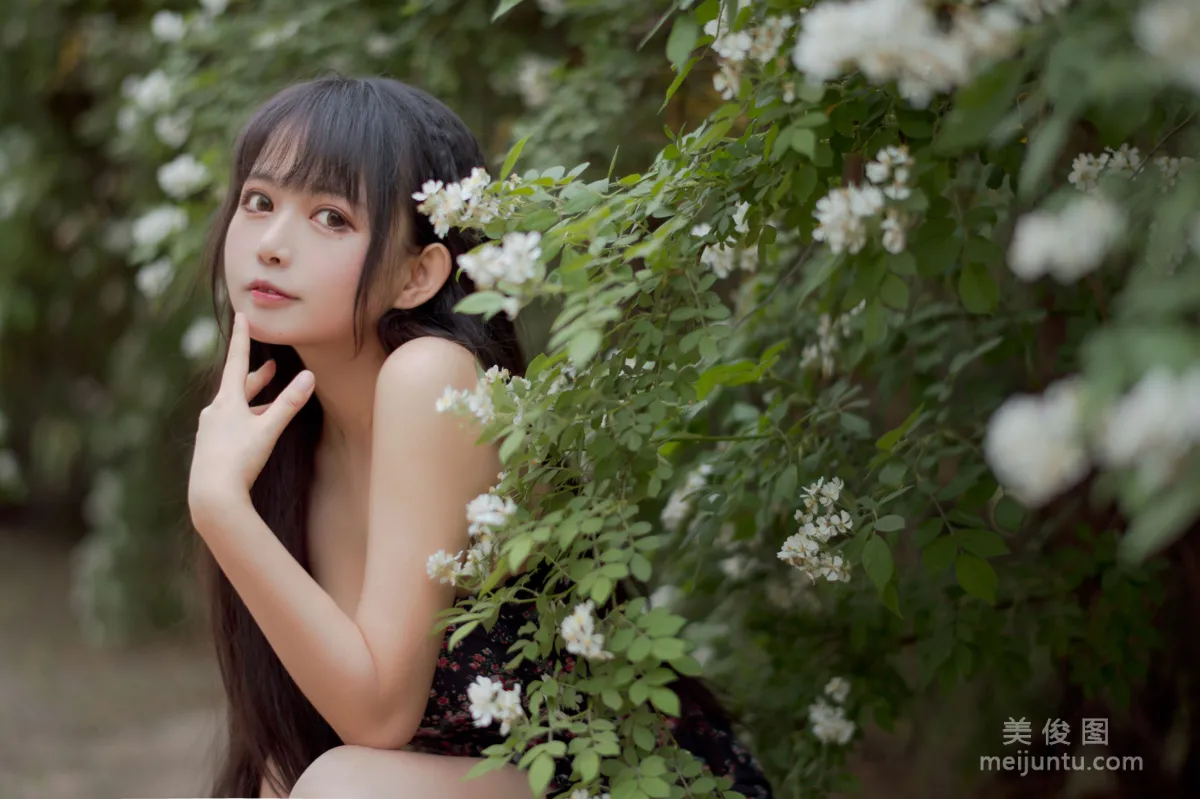 Big-Eyed Cute Girl Heimaomao OvO, Rose 1 Photo Set photo 16