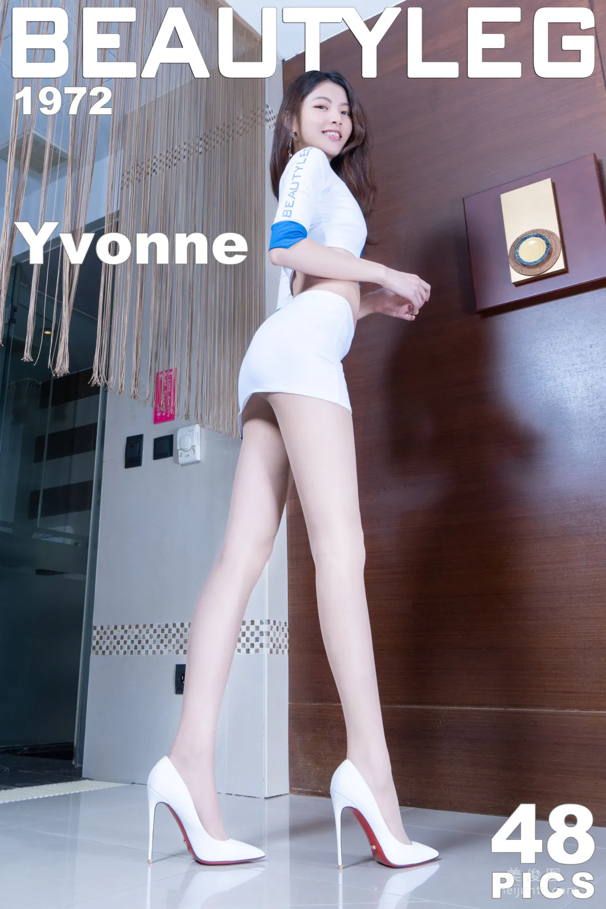 [Beautyleg] No.1972 Yvonne 《2套丝袜制服美腿》 写真集1