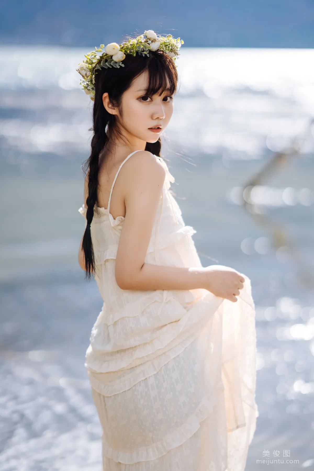Jing Jiang: Web Idols photo 14