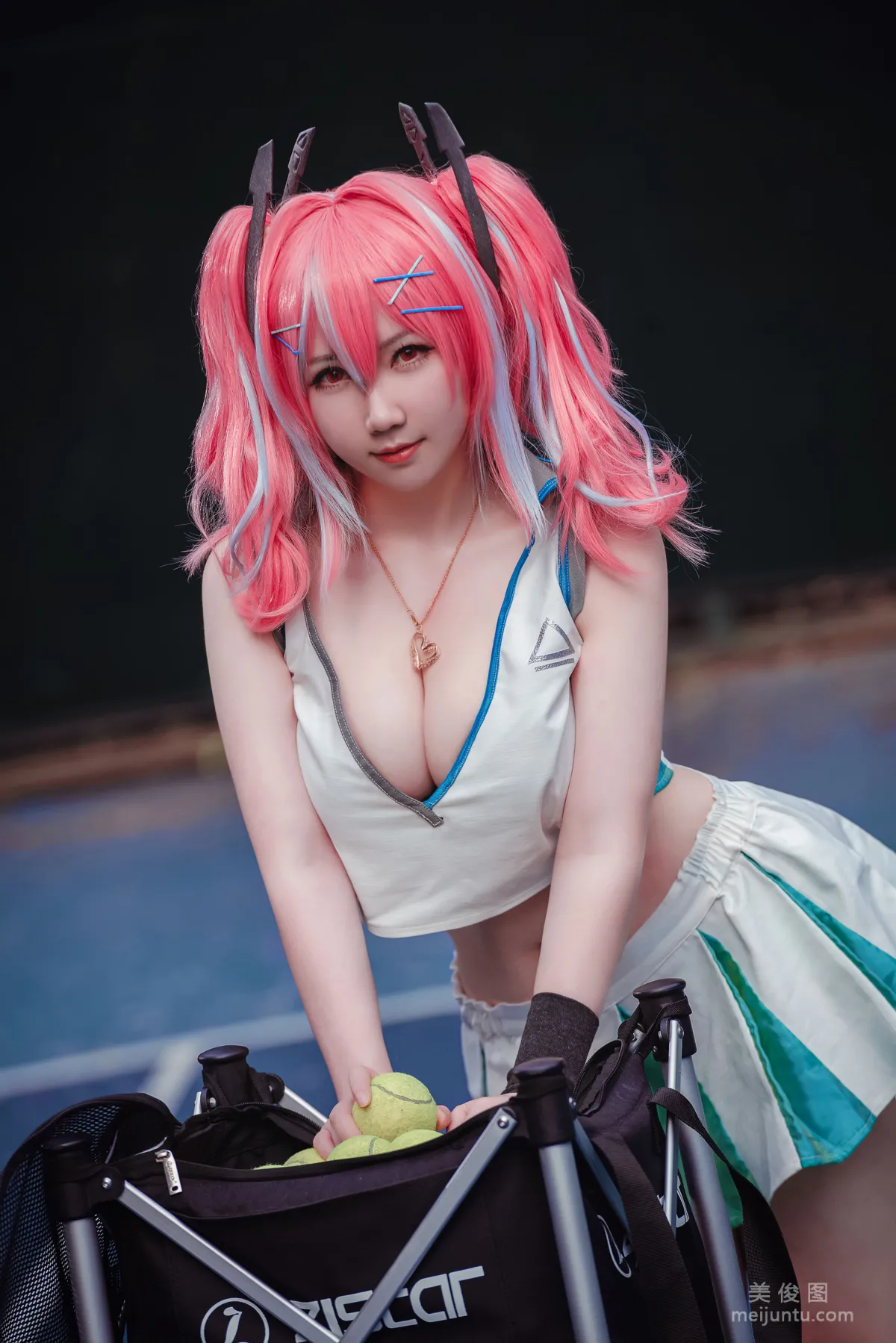 Shiben Momo: Web Idols photo 3