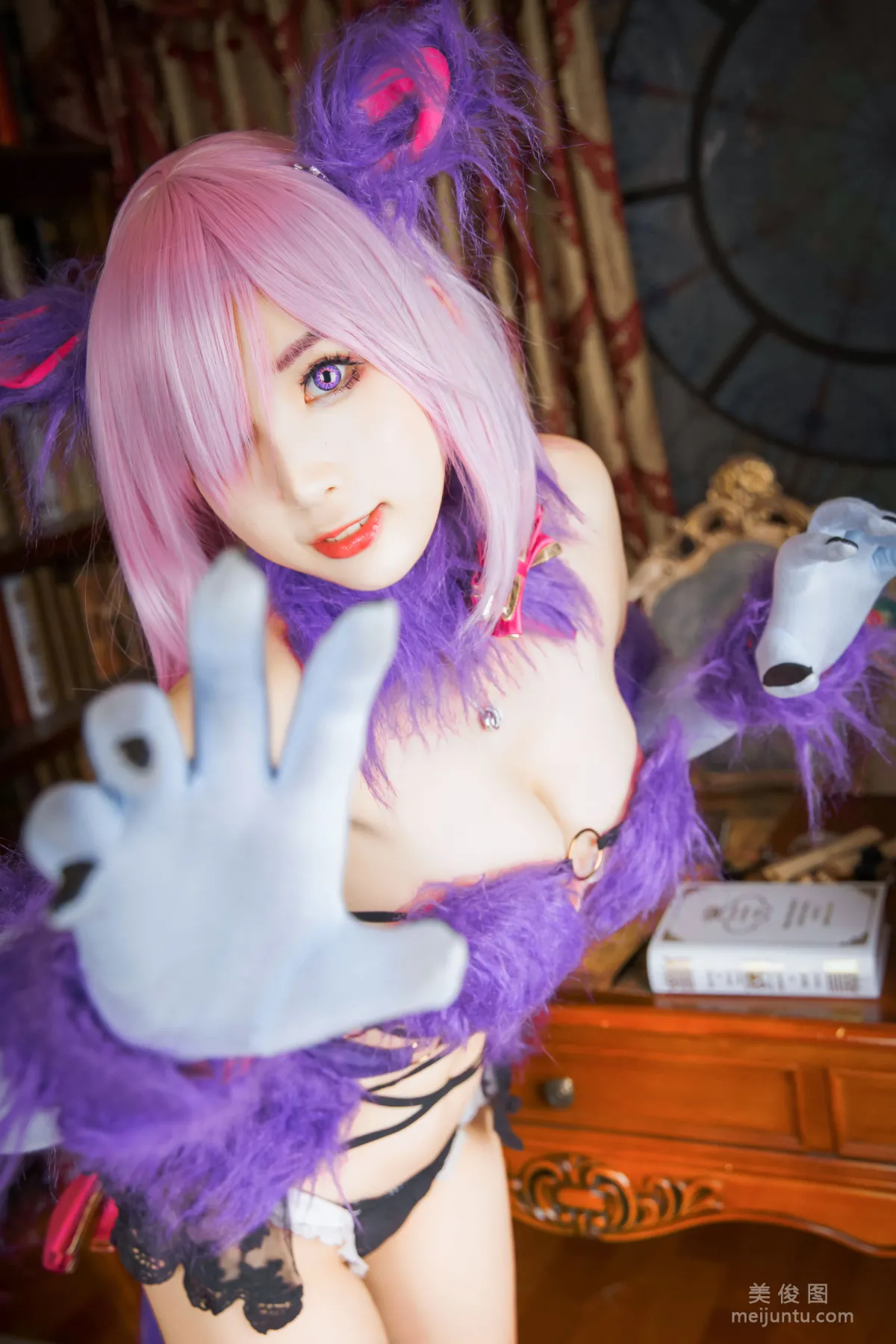 Douyu Streamer w Heimizhou w, Halloween Photo Set photo 13