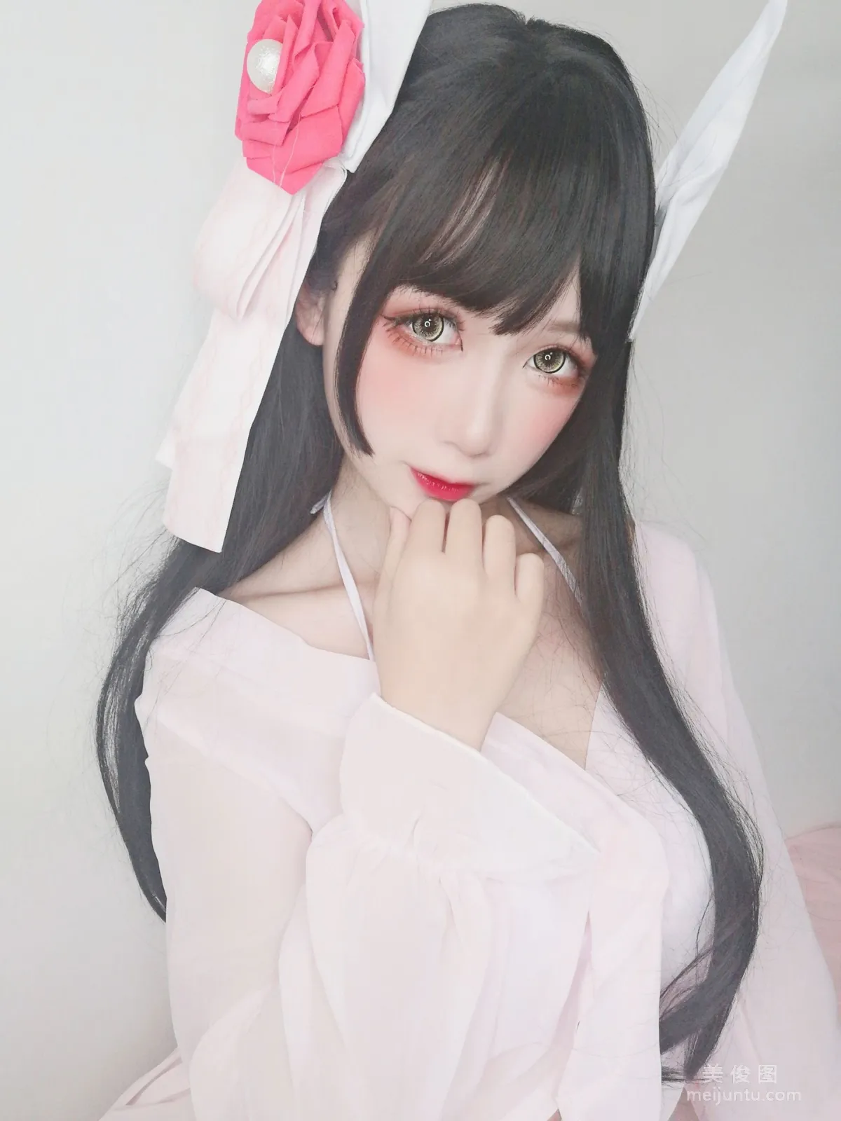 Anime Blogger Yingluojiang w, Sturgeon Pajamas Photo Set photo 9