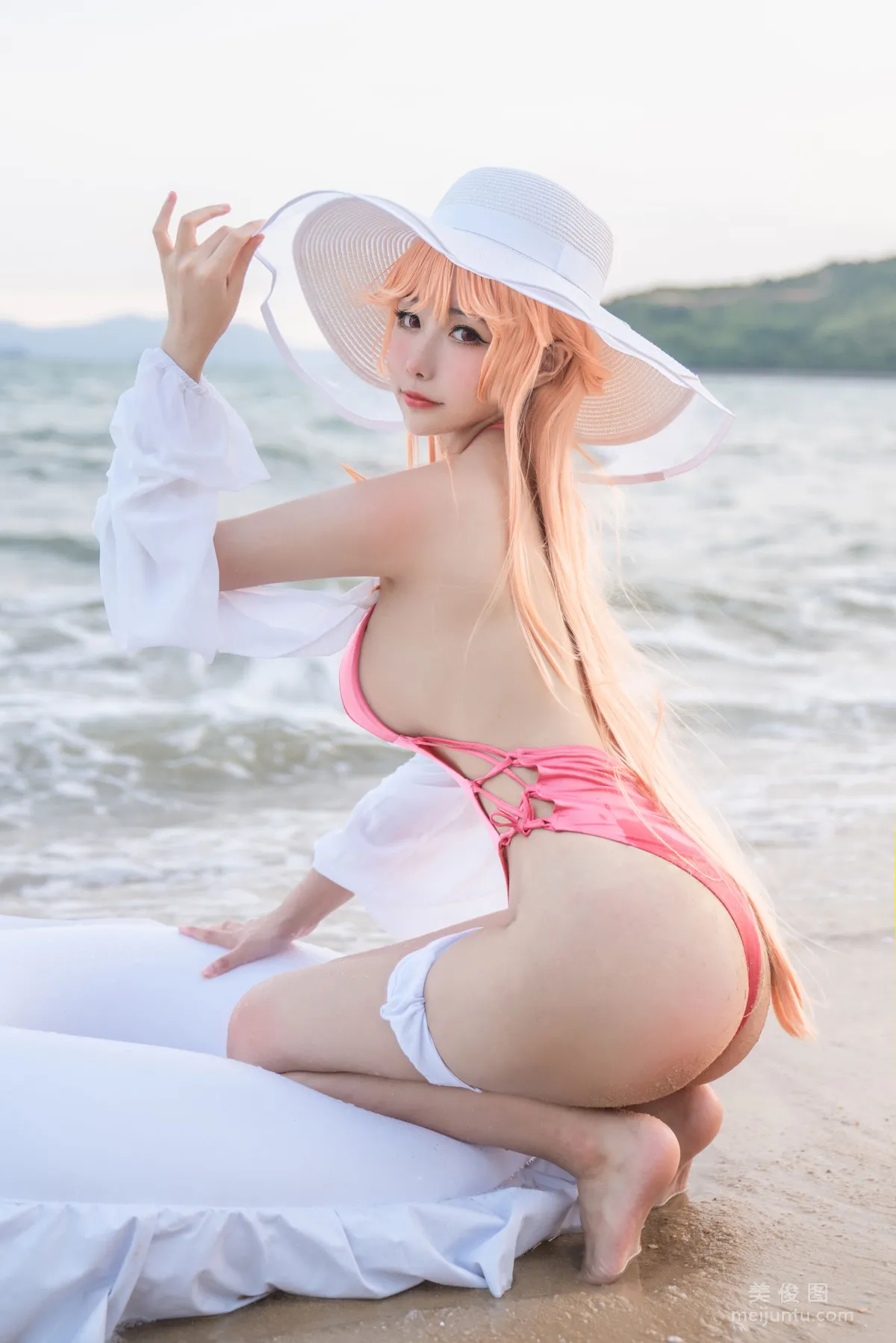 [COS福利] 微博妹子Momoko葵葵 《黎塞留》 写真集1