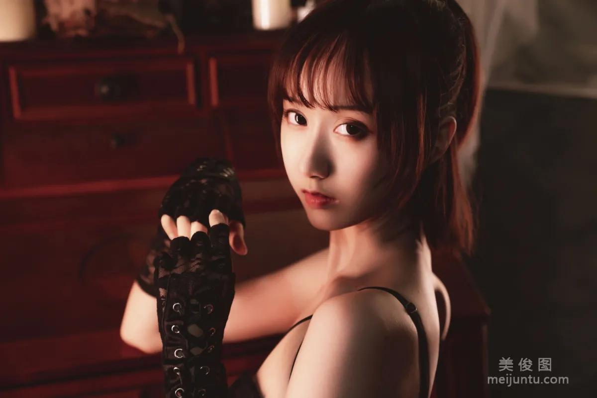 [COS Bonus] Cute Girl Mu Mianmian OwO, Tight Lingerie Photo Set photo 57