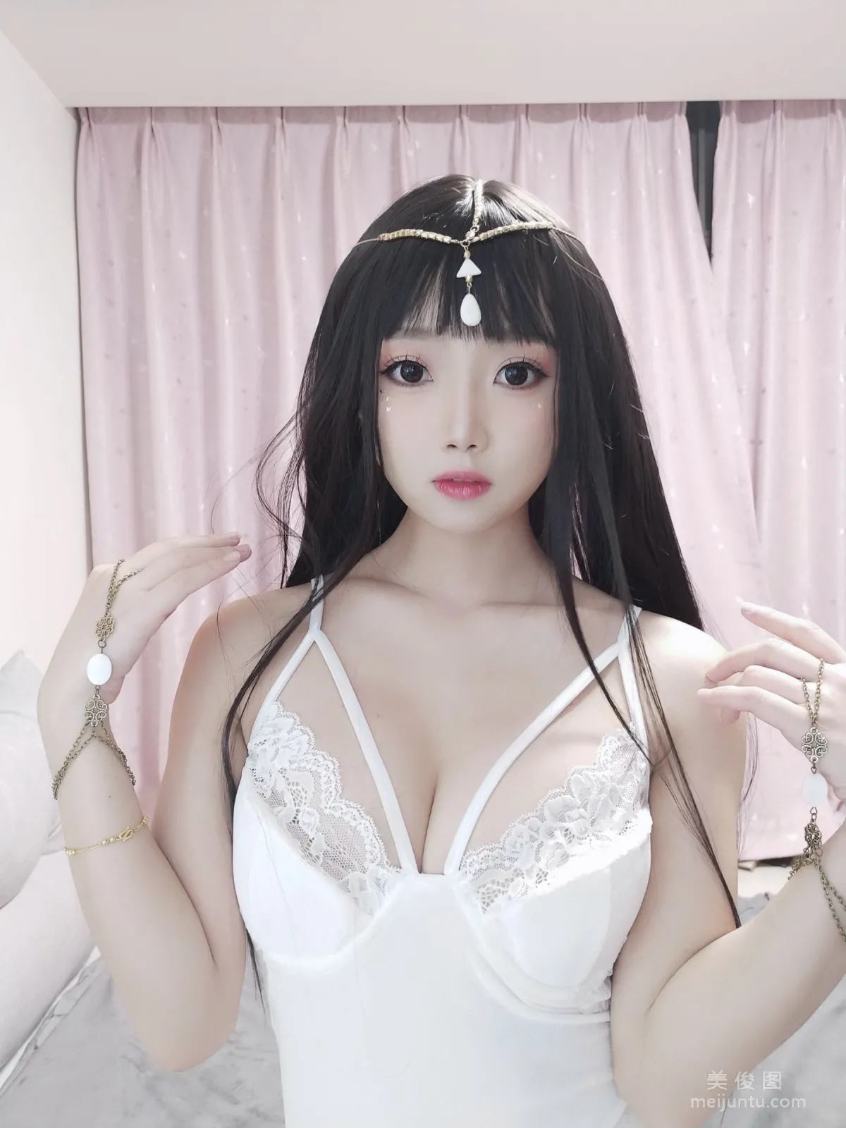 白嫩美少女鬼畜瑤 《白色埃及瑤》 寫真集 6