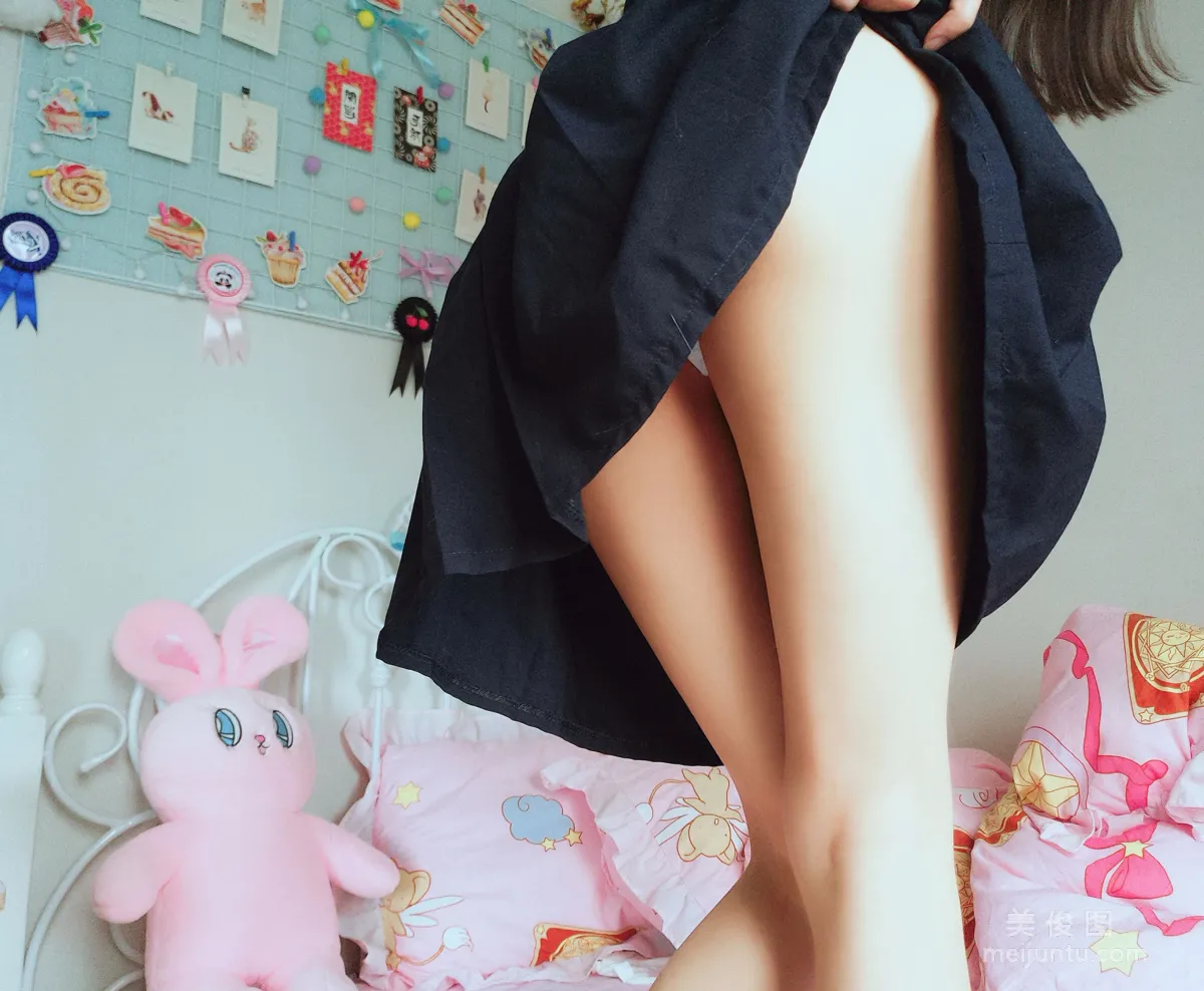 Cute Girl Yanjiang Damo Wang w "Silk Feet Collection" Photo Set photo 35