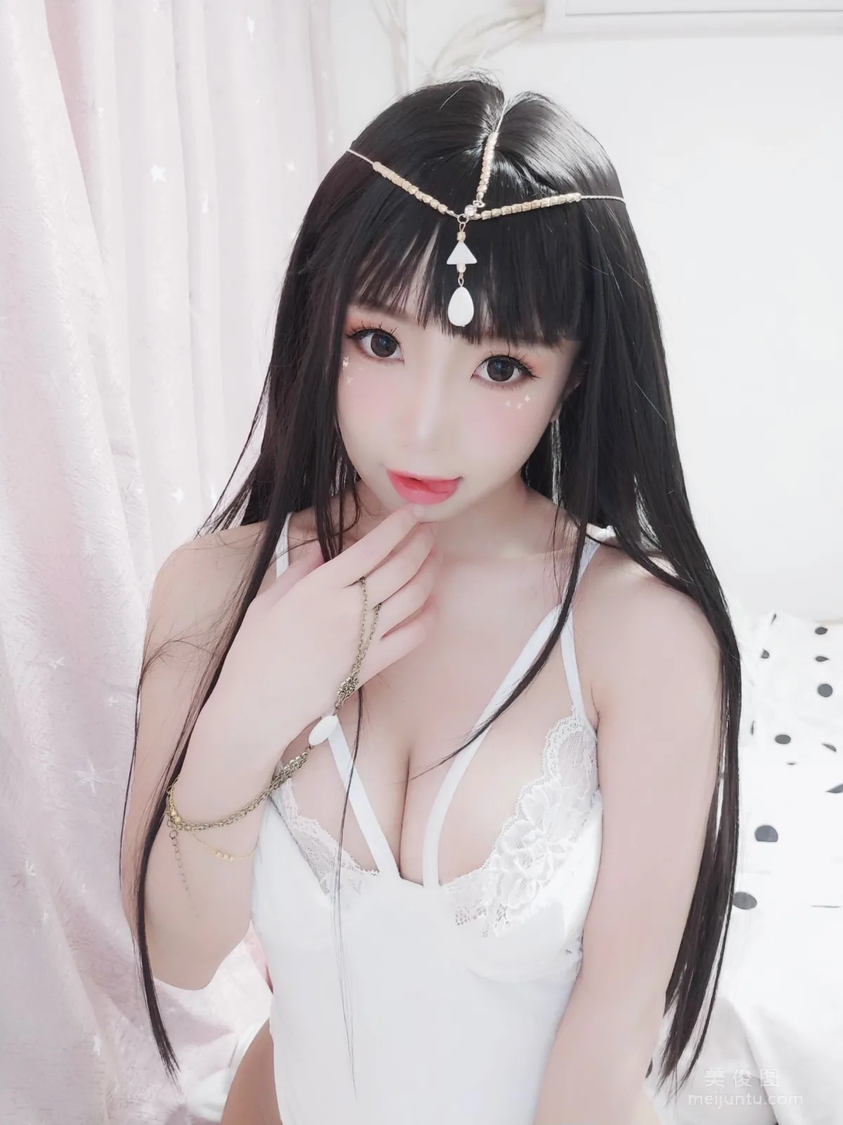 白嫩美少女鬼畜瑤 《白色埃及瑤》 寫真集 36