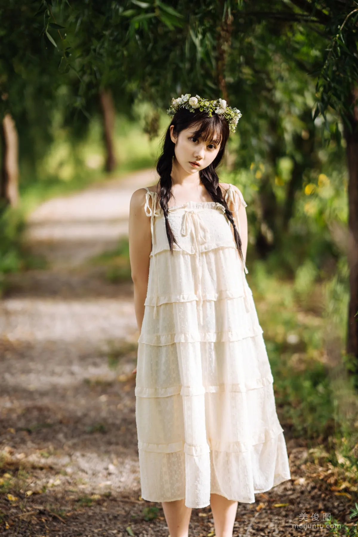 Jing Jiang: Web Idols photo 16