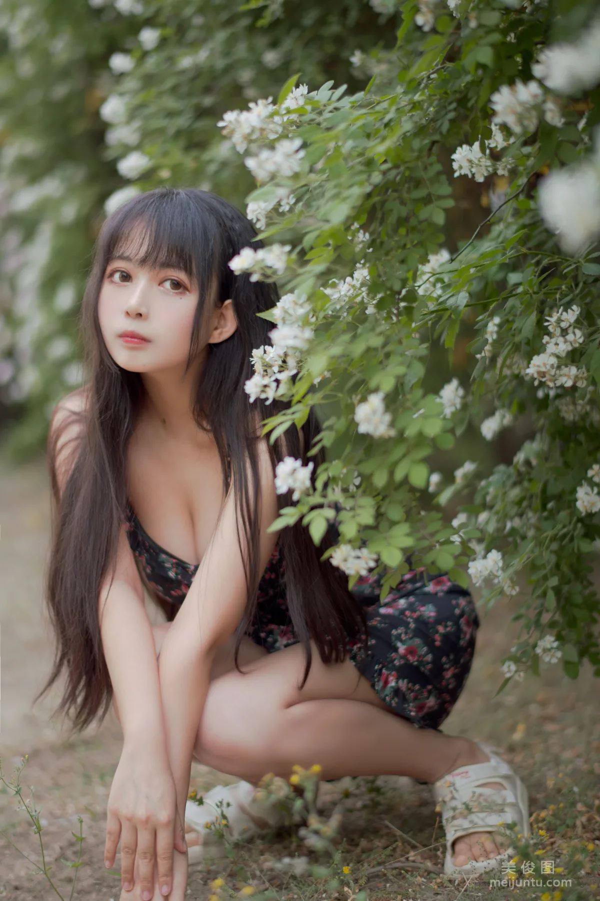 Big-Eyed Cute Girl Heimaomao OvO, Rose 1 Photo Set photo 11