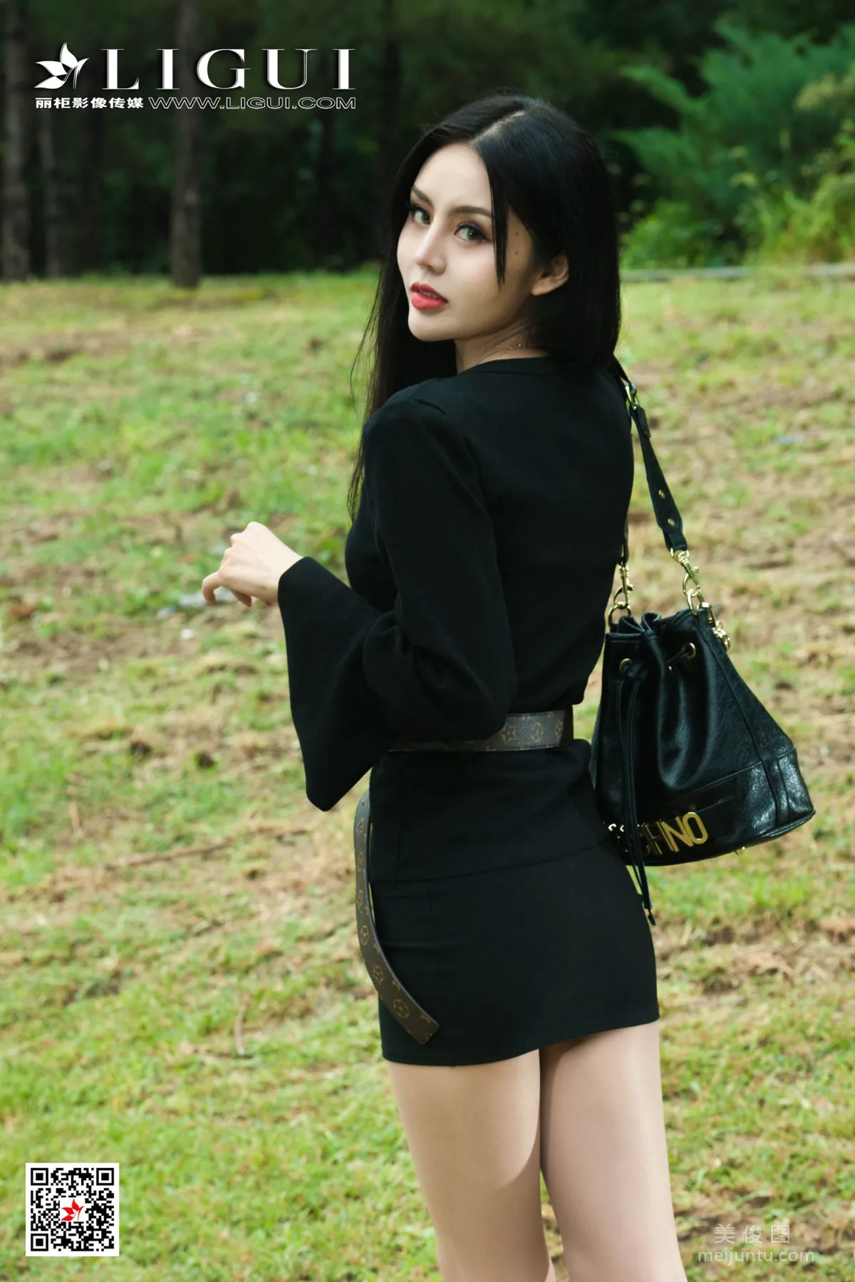 [丽柜Ligui] 凉儿 《黑衣丝袜女郎》 写真集15