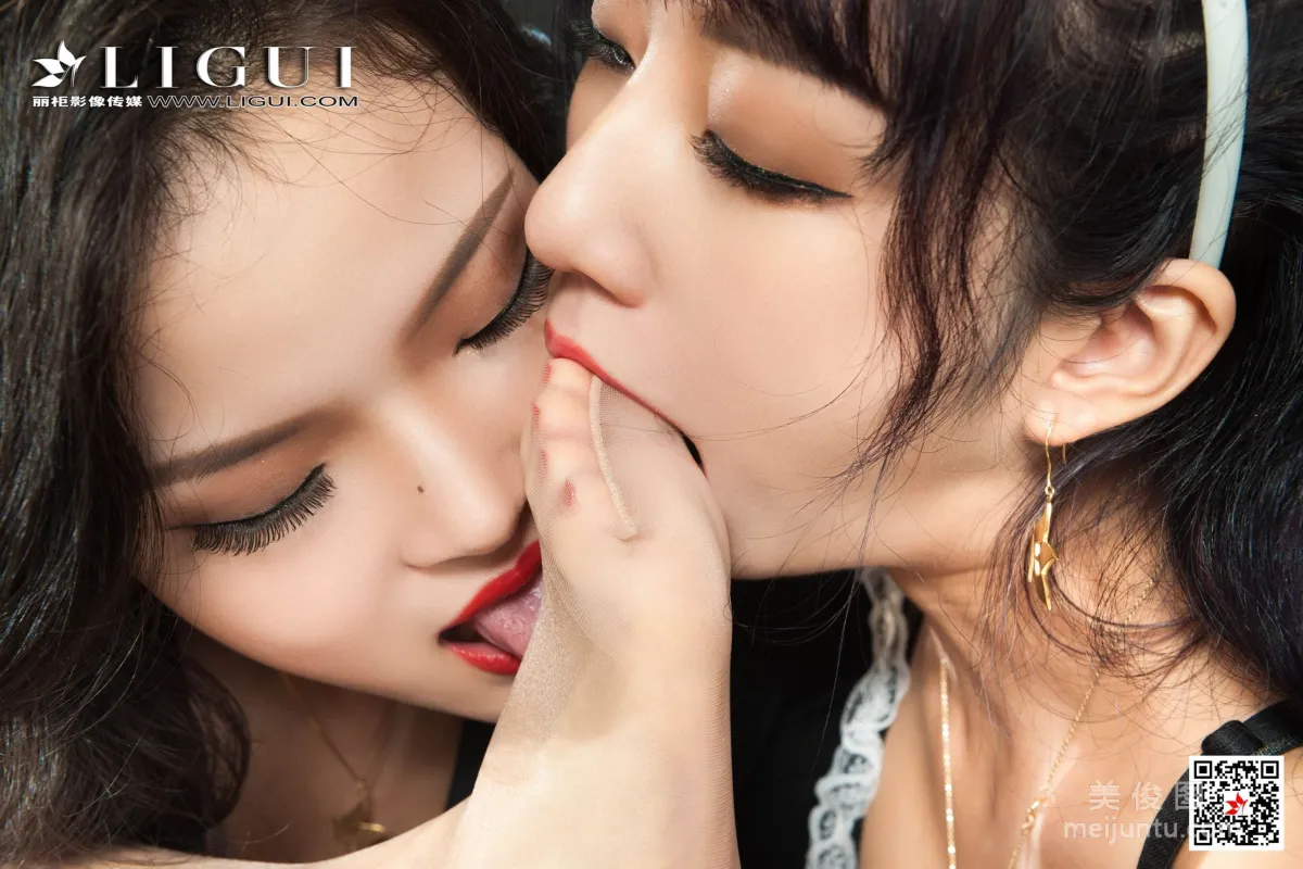 [Ligui] Su Li and Xi Xi, Uniform Silk Stockings Training Photo Set photo 69
