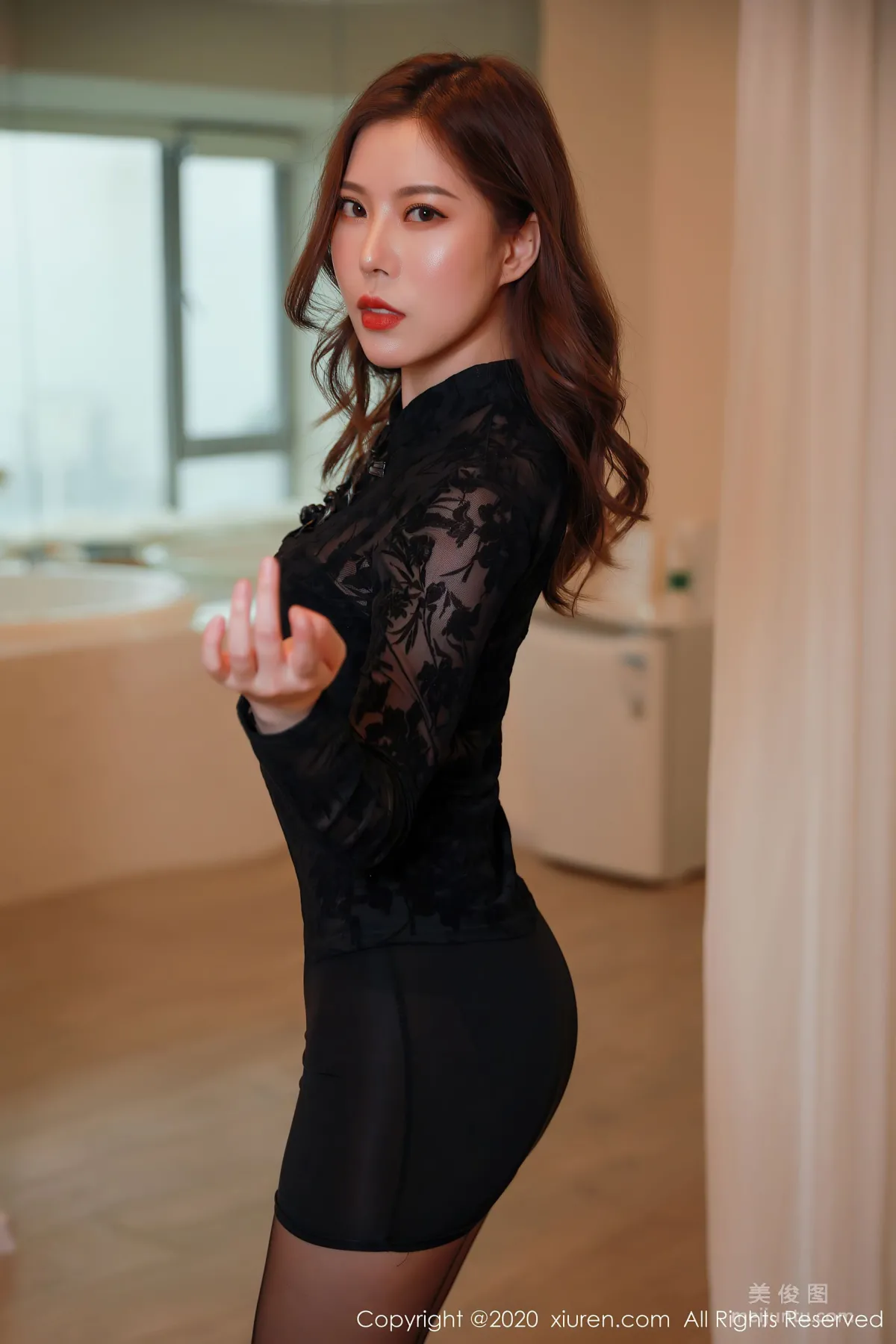 [XiuRen] No.2387 Bai Ruxue Abby - Sexy Charm of Black Stockings with No Panties photo 20