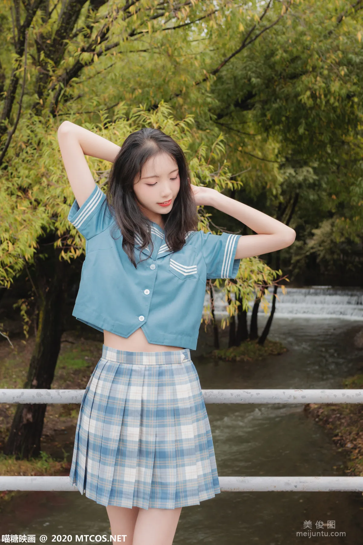 [喵糖映画] VOL.257 《夏日制服》 写真集28