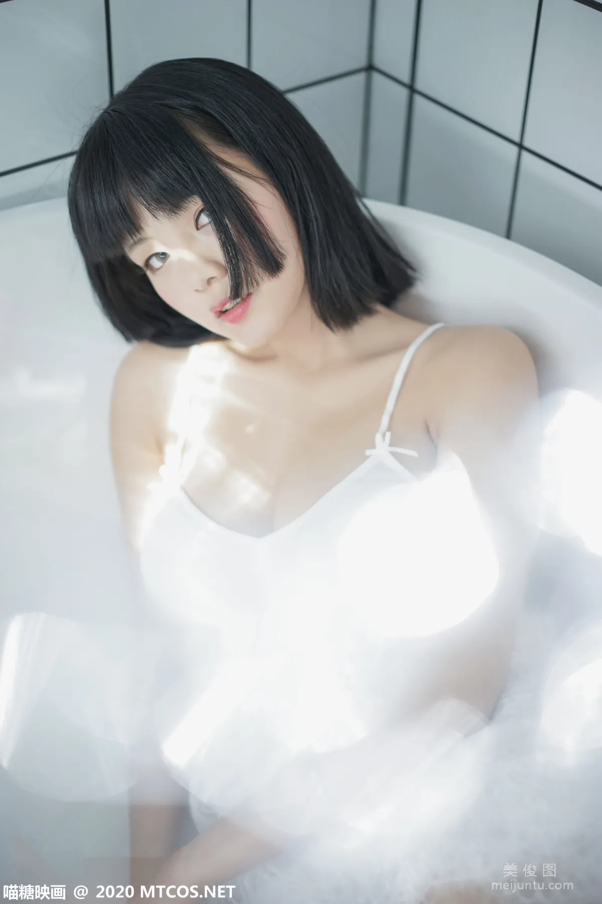 [喵糖映画] VOL.255 《浴缸里的兔子》 写真集15