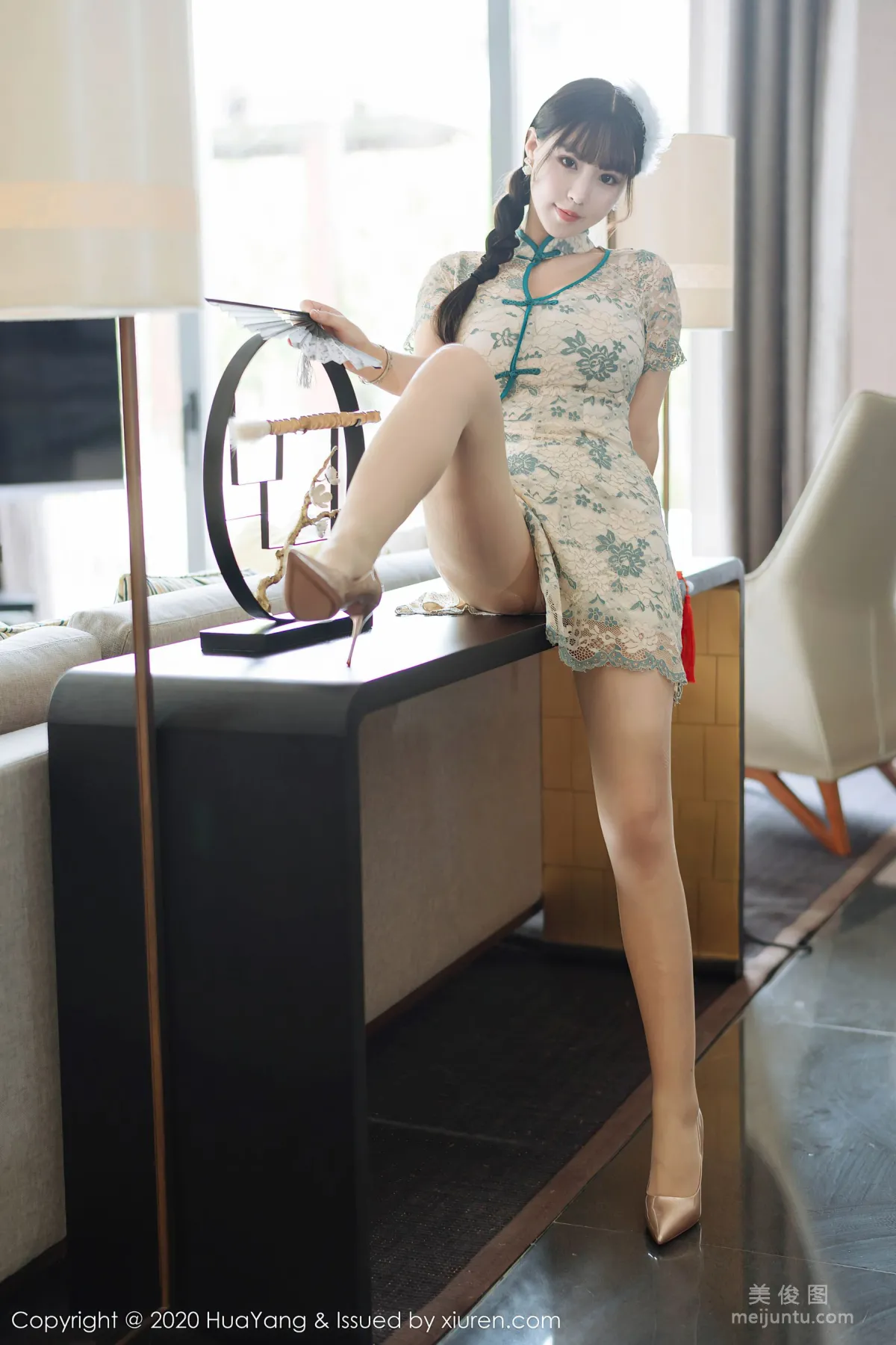 [HuaYang] Vol.256 Barbie Ke'er Flower, Elegant Qipao Charm photo 4