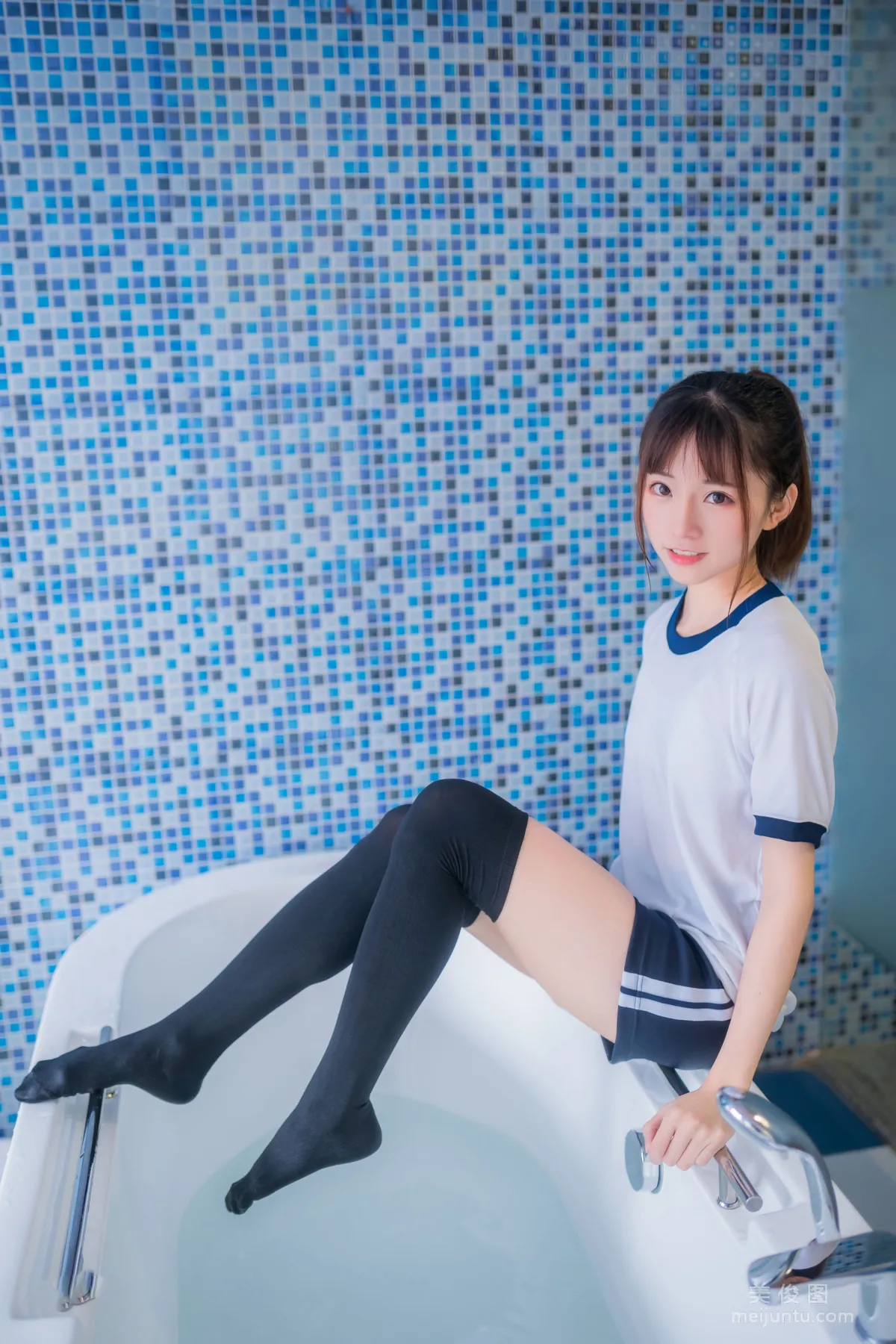 [喵糖映畫] VOL.259 《浴室體操服》 寫真集 18