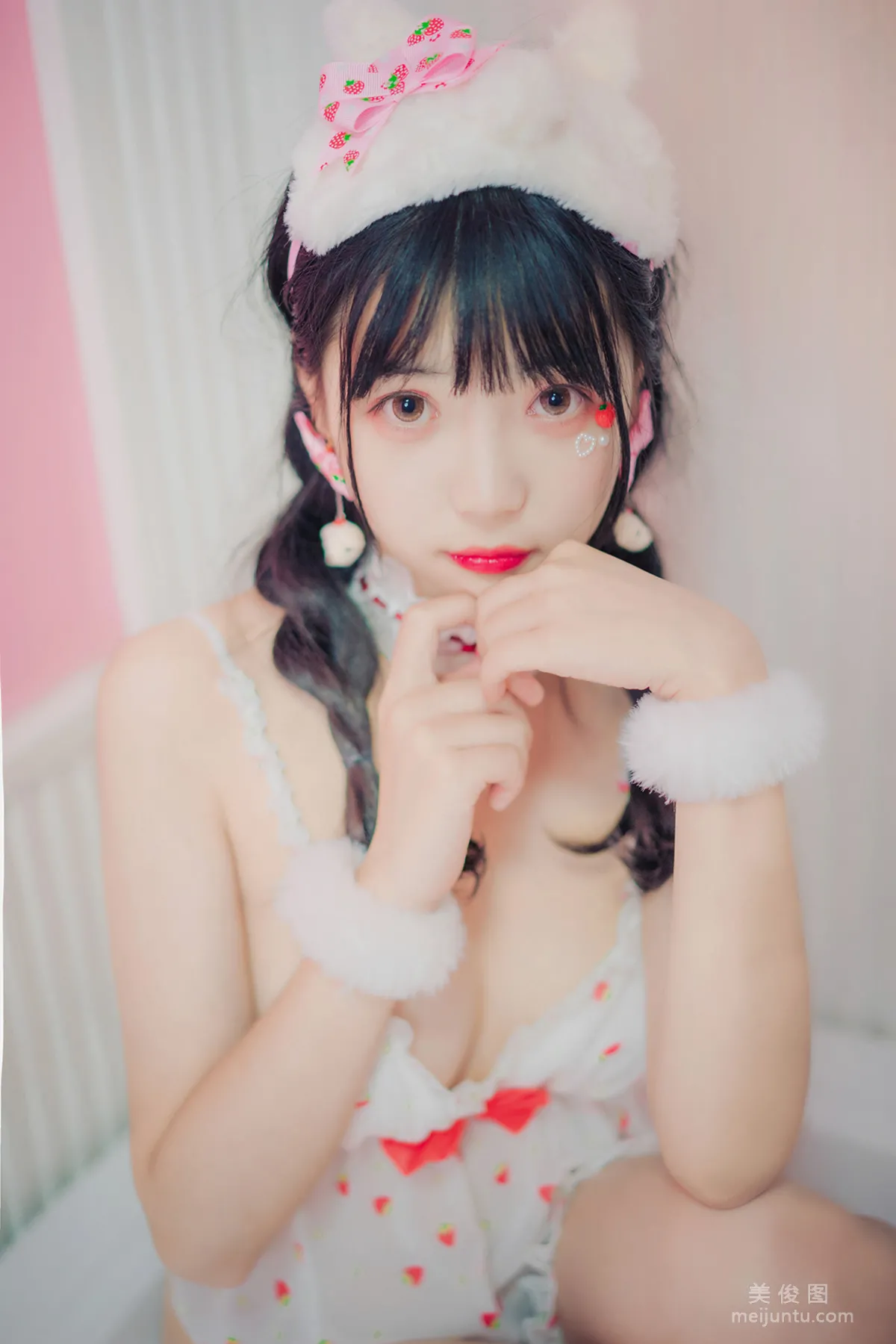 [喵糖映畫] VOL.252 《草莓妹妹》 寫真集 32