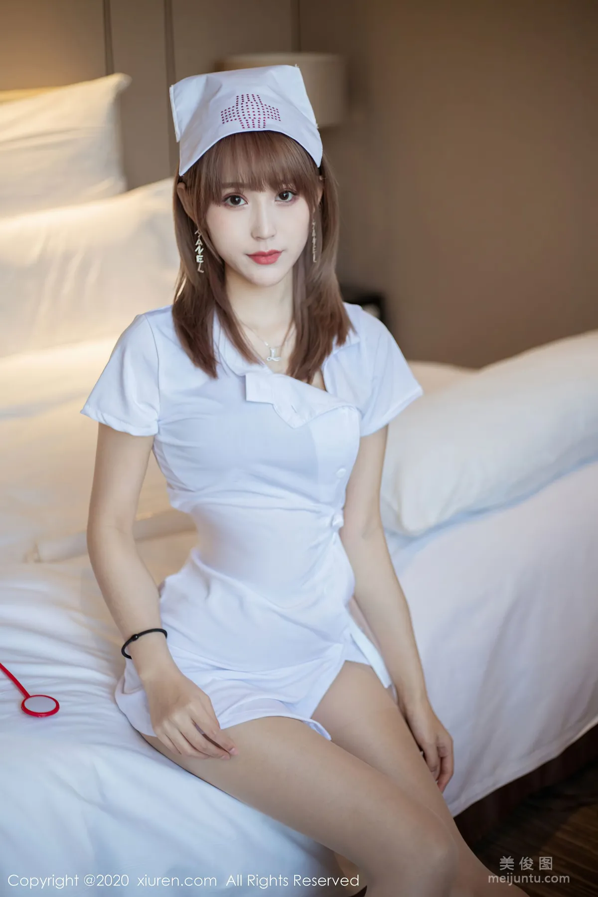 [秀人XIUREN] No.2377 周慕汐fairy - 護士裝制服系列 14