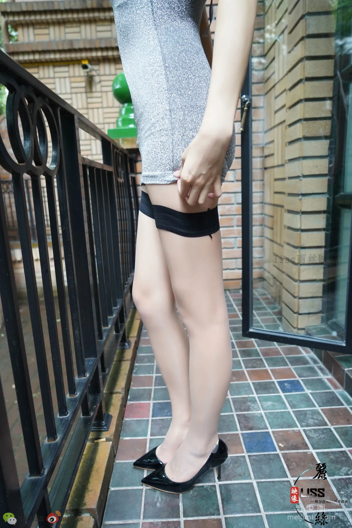 GIRLISS photo 3