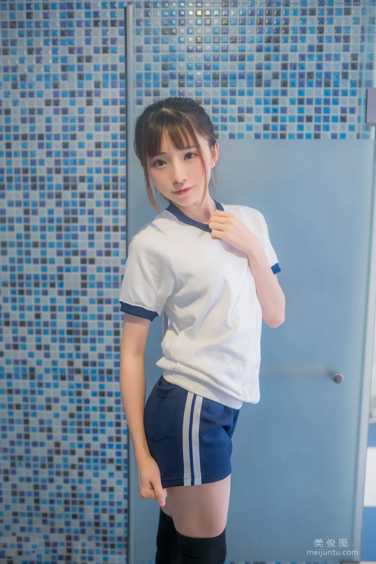 [喵糖映畫] VOL.259 《浴室體操服》 寫真集 2