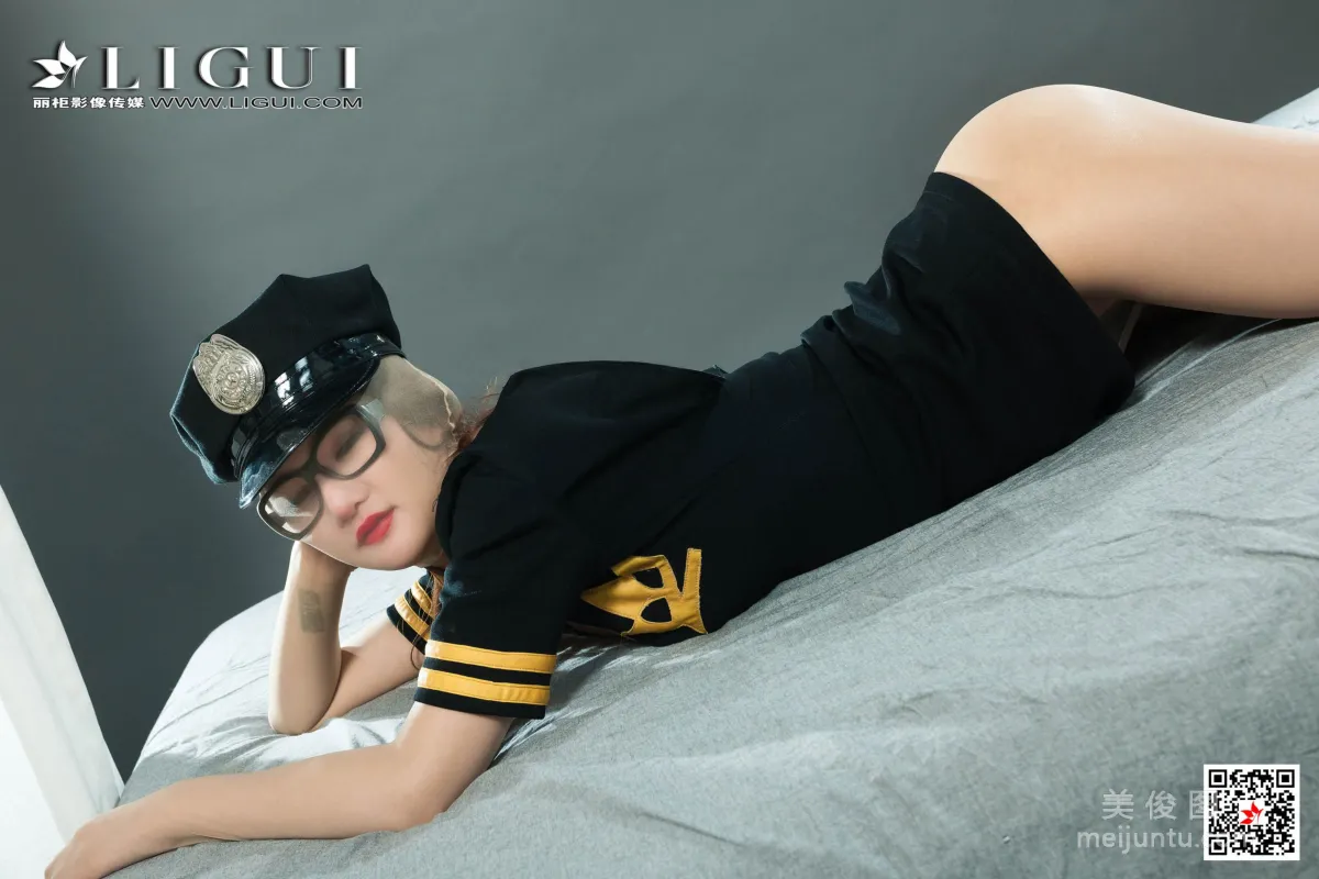 [丽柜美束Ligui] 文芮 《肉丝袜人体》 写真集37