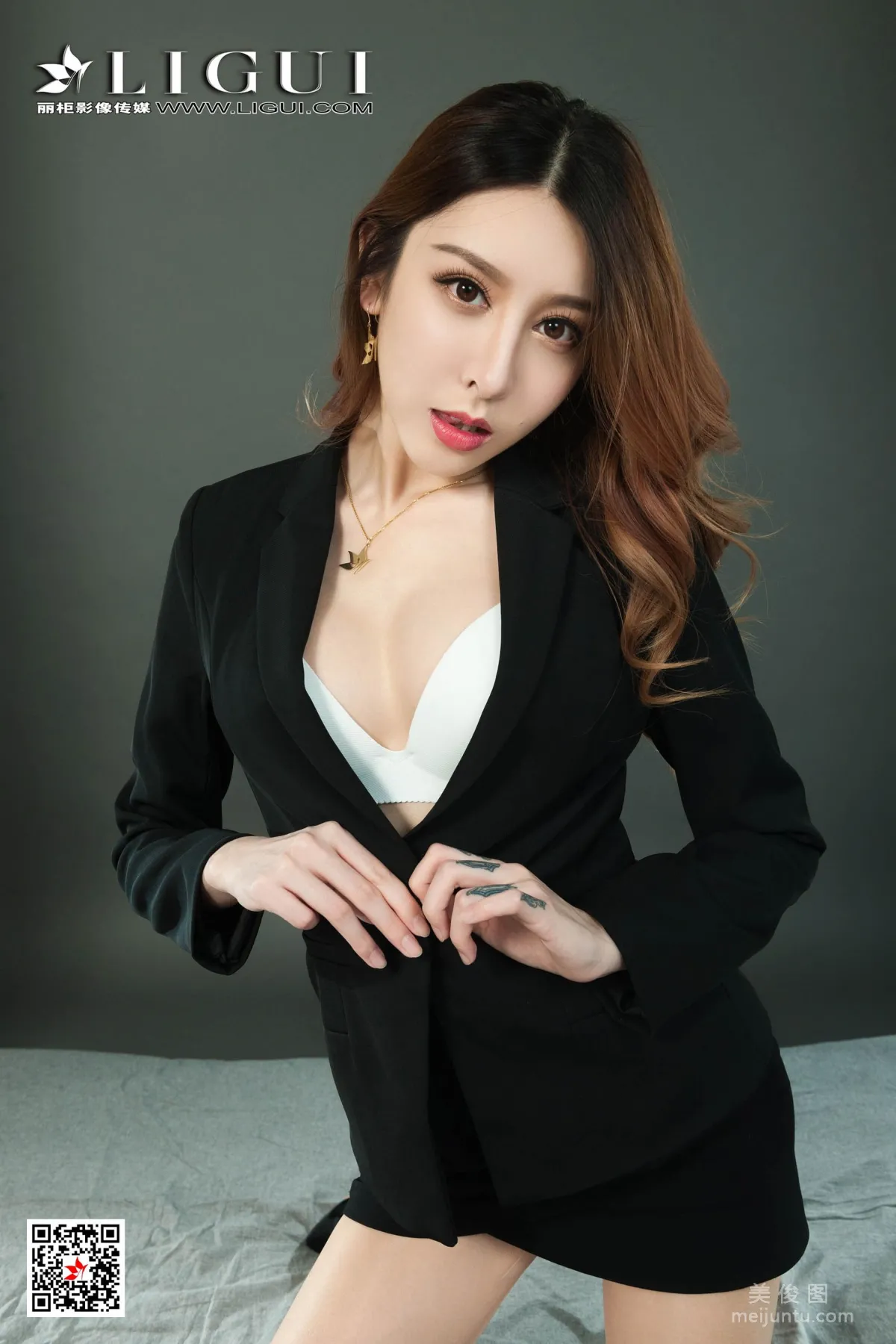 [丽柜美束Ligui] Model 兔子《肉丝捆绑绳艺》 写真集3