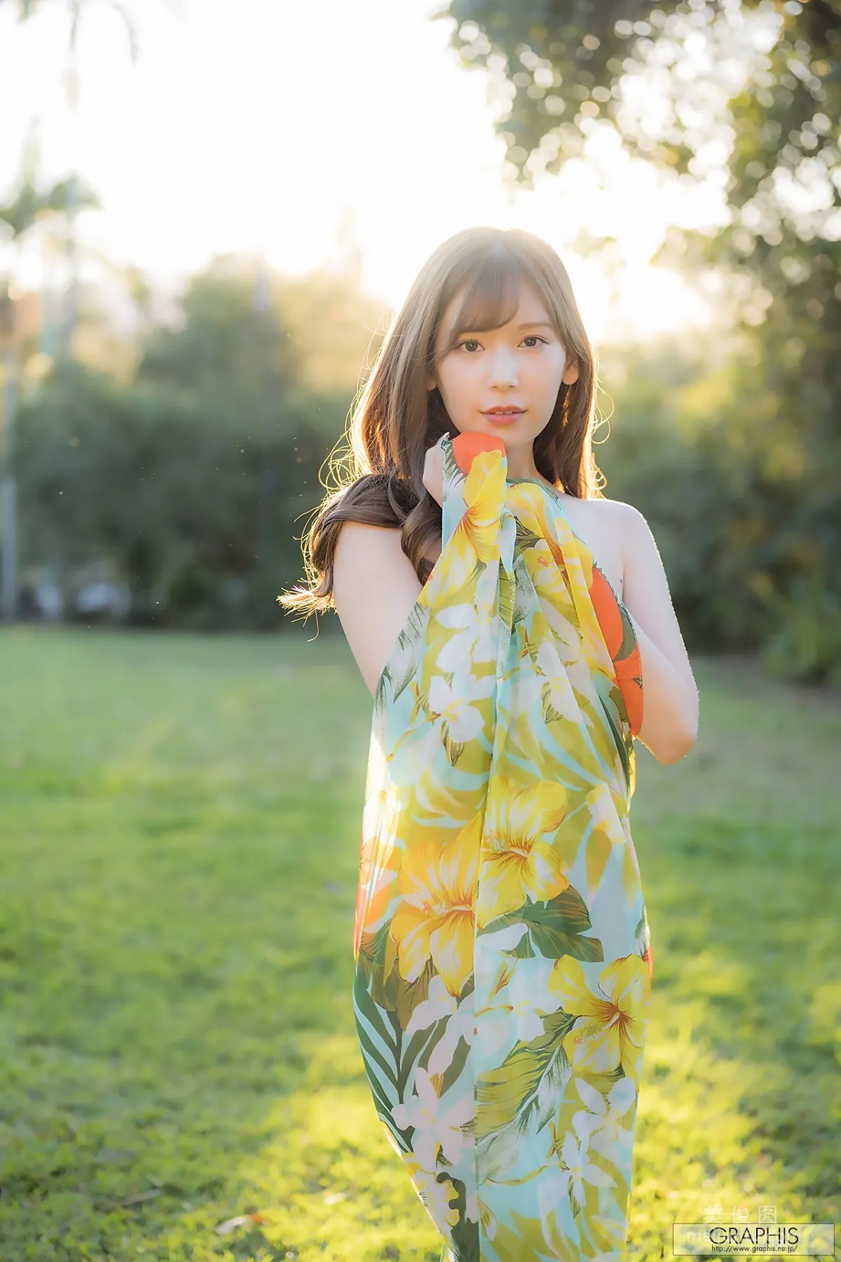[Graphis] 每日一枚 明里つむぎ 写真集9