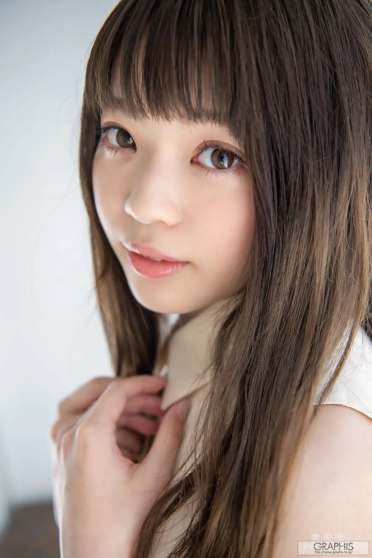 [Graphis] First Gravure No.169 Izuna Maki Photo Set photo 3