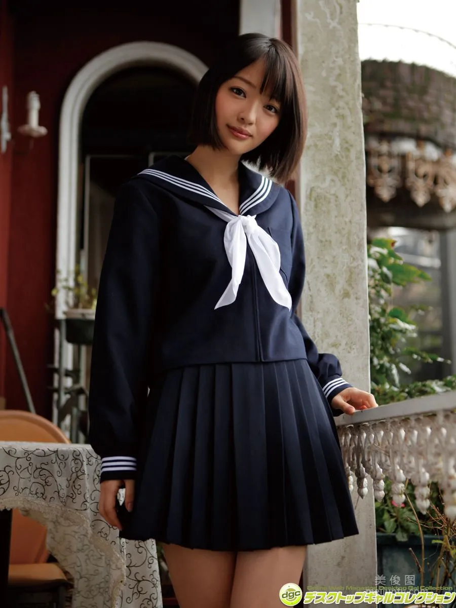 [DGC] 安藤遥 『抜群のプロポーションを活かしたポーズ必見』 写真集1