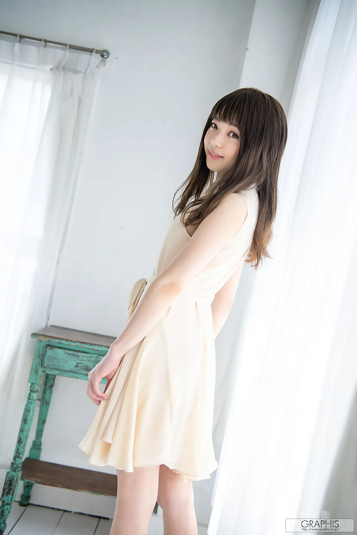 [Graphis] First Gravure No.169 Izuna Maki Photo Set photo 2
