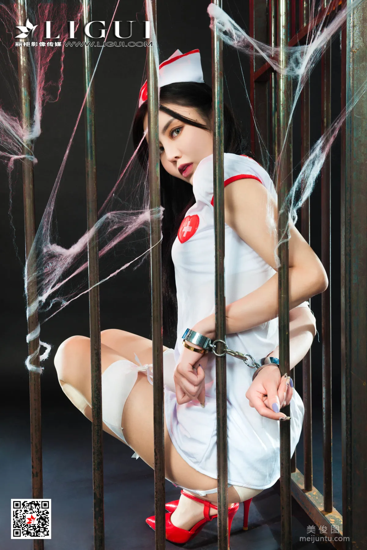 [麗櫃美束Ligui] Model 涼兒 - 護士鐐铐制服絲襪人體 6
