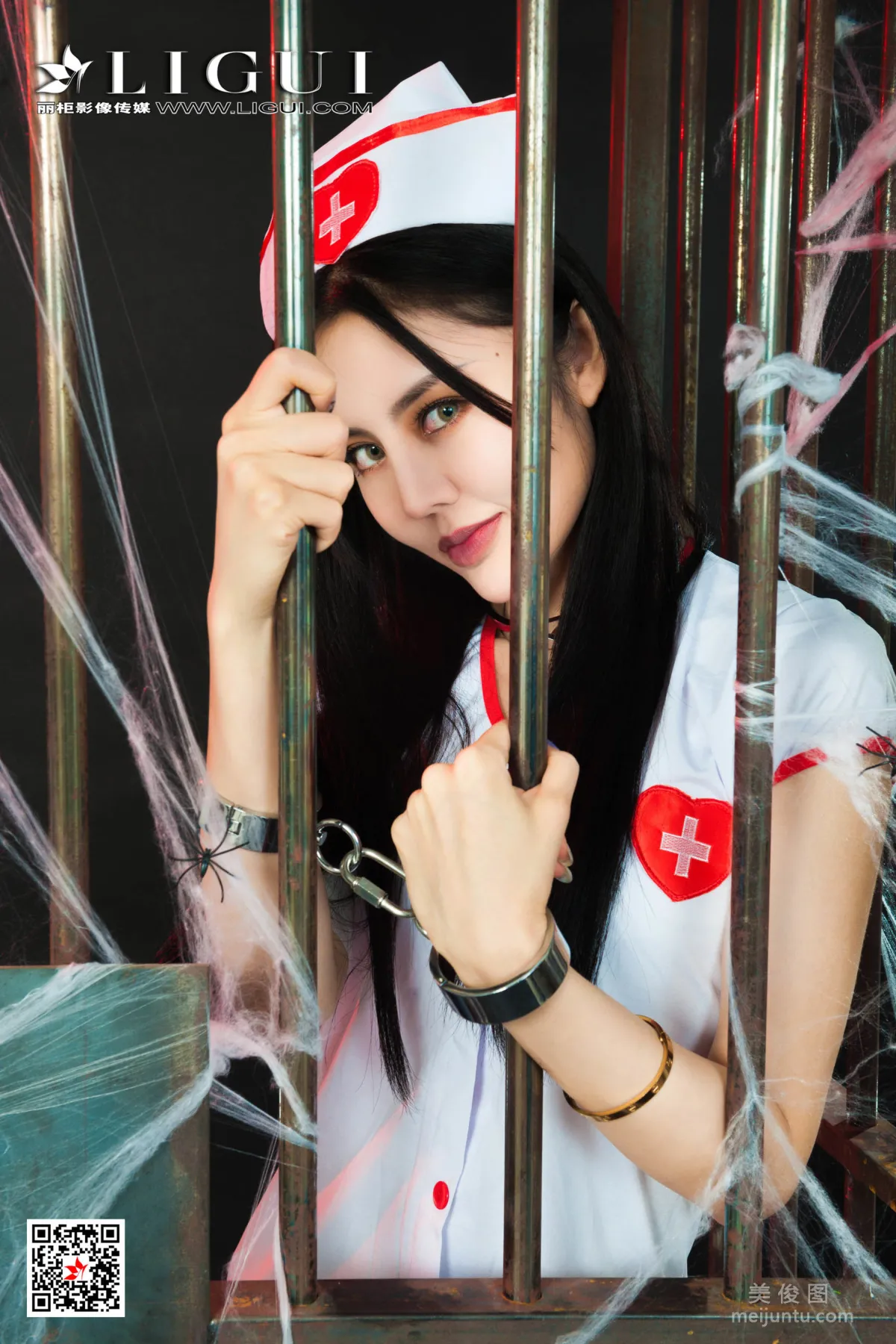[麗櫃美束Ligui] Model 涼兒 - 護士鐐铐制服絲襪人體 2