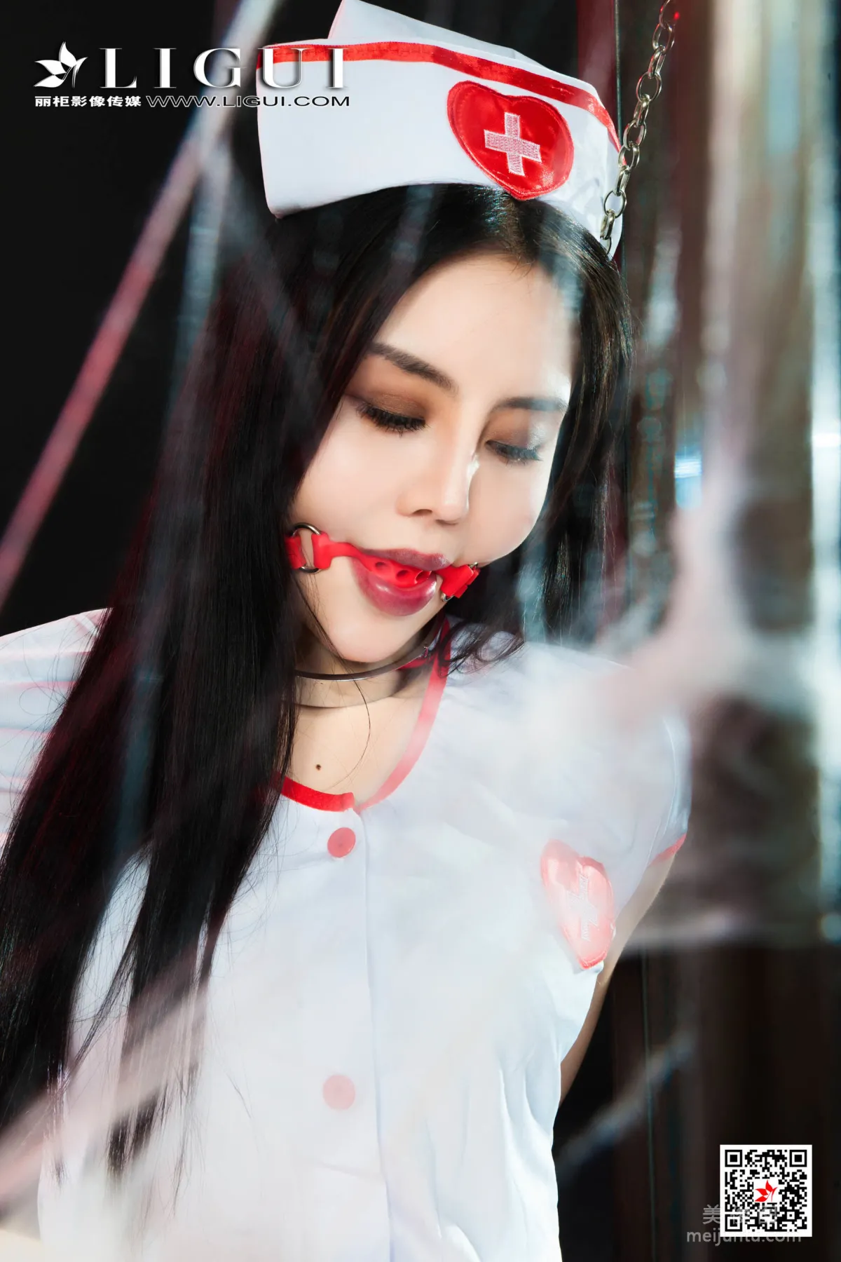 [丽柜美束Ligui] Model 凉儿 - 护士镣铐制服丝袜人体45