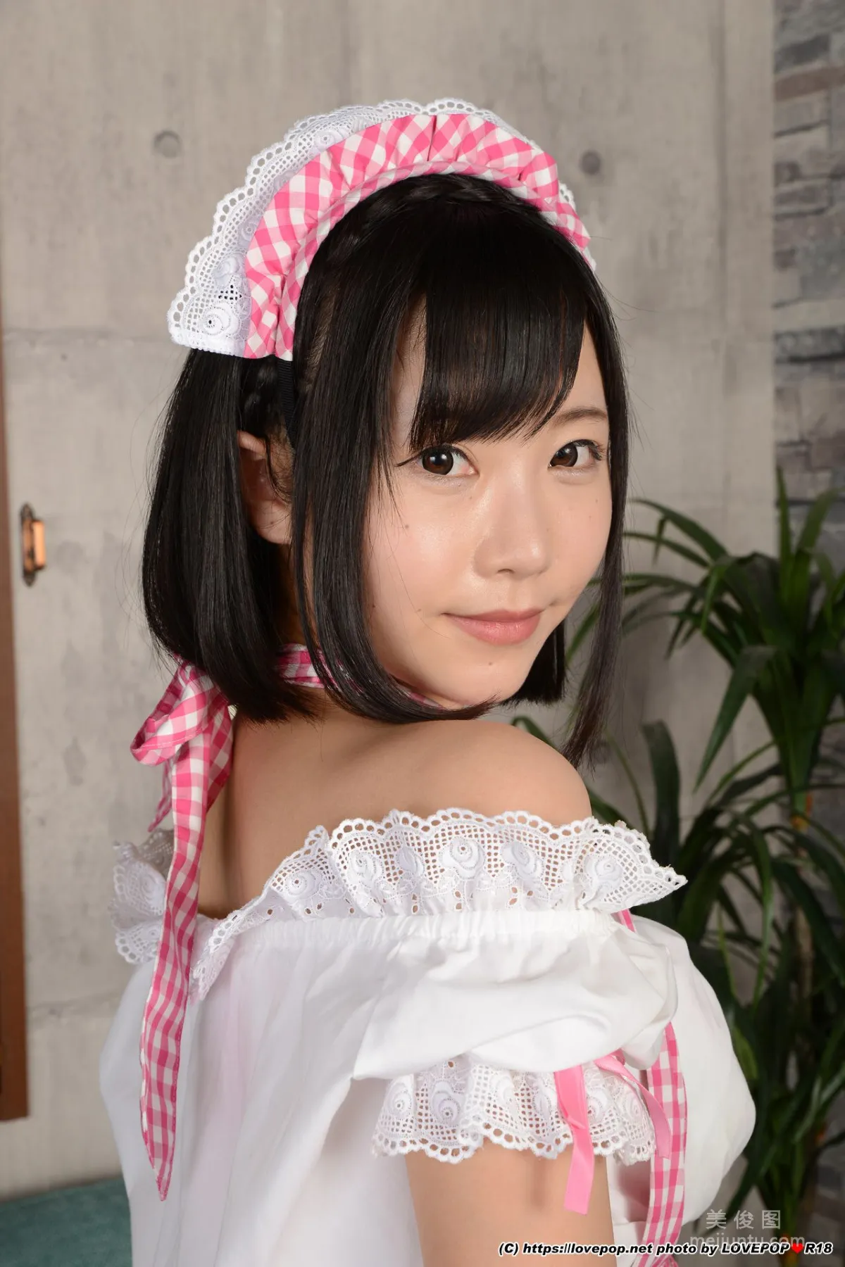 Yui Shirasaka Yui Shirasaka Photoset 04 [LovePop] Photo Set photo 12