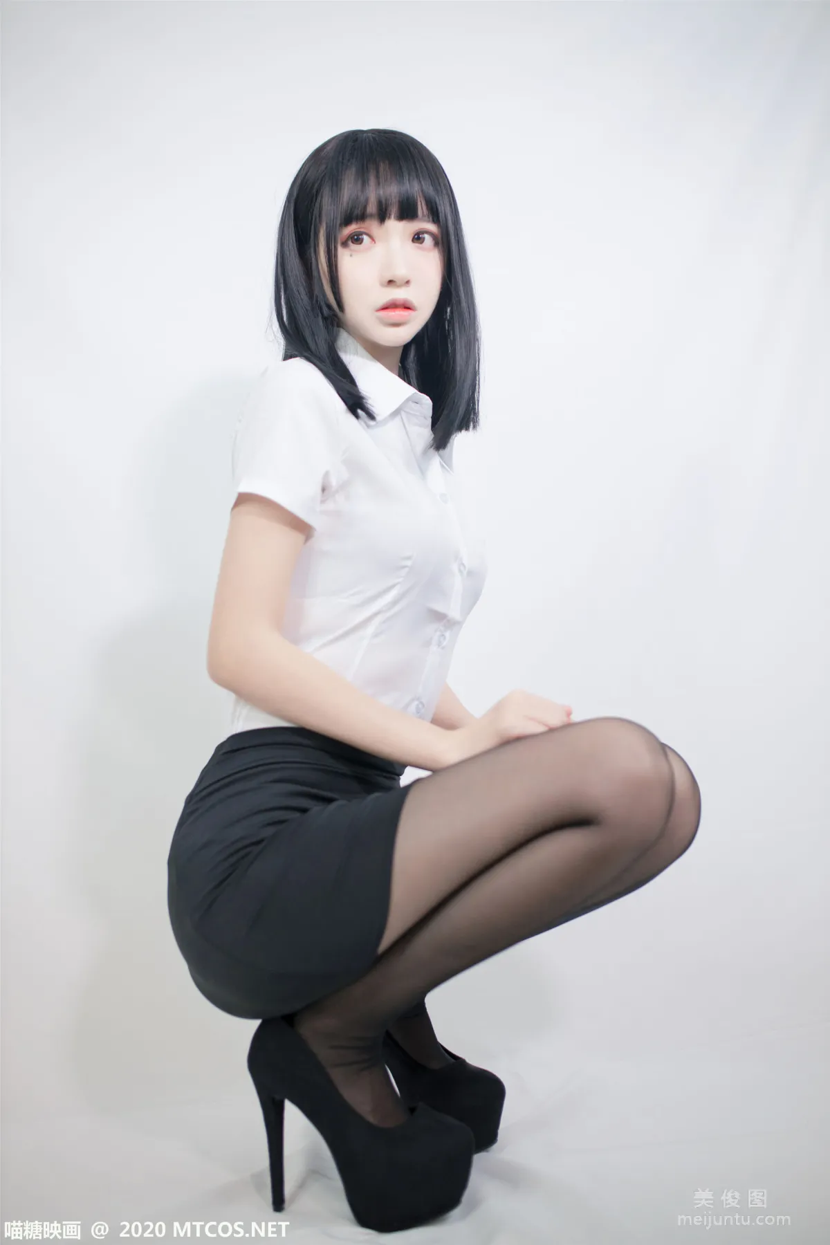 [喵糖映画] VOL.291 OL制服 写真集1
