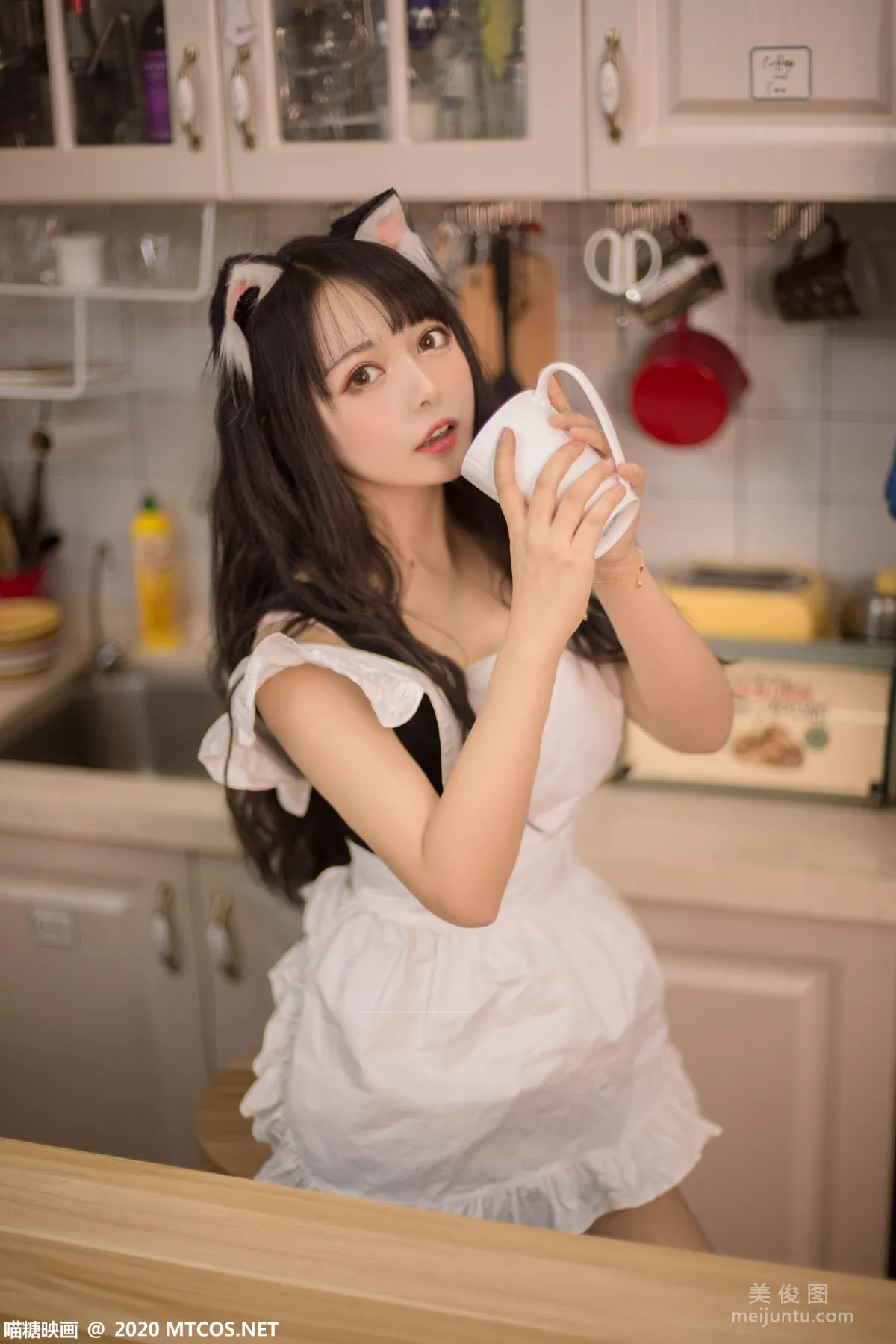 [喵糖映画] VOL.296 厨房猫娘 写真集16