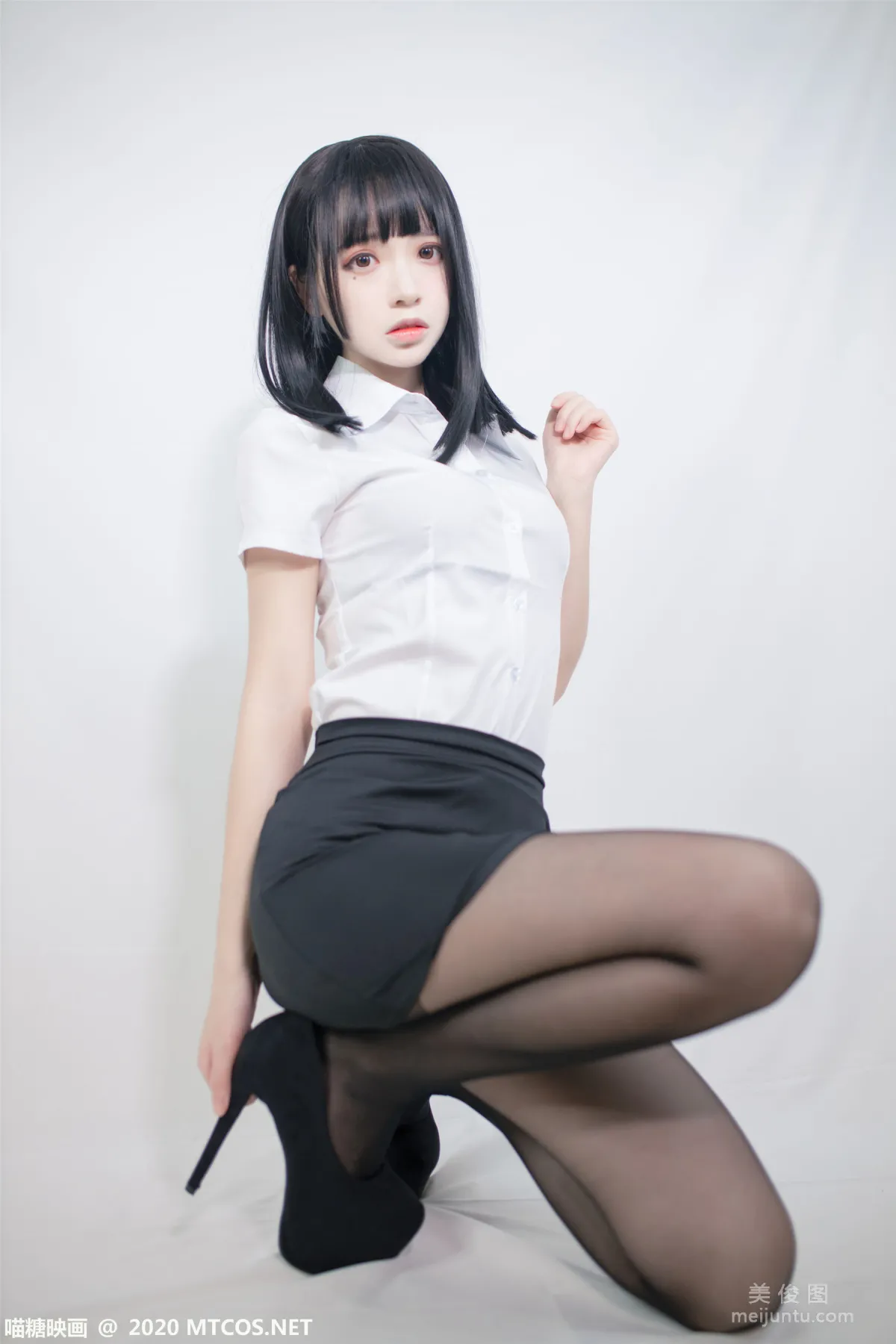 [喵糖映畫] VOL.291 OL制服 寫真集 2