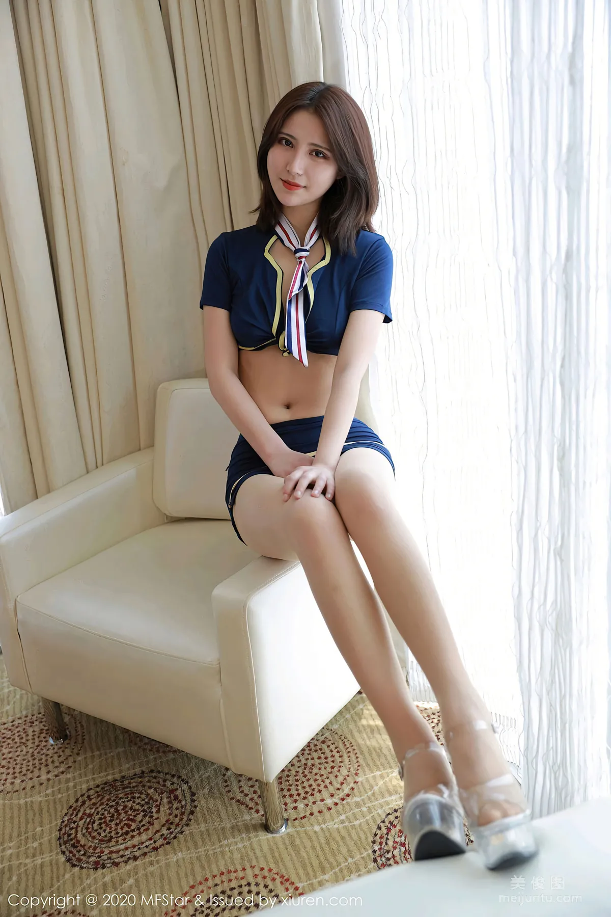 [模范学院MFStar] Vol.380 久久Aimee - 空乘制服与极致丝袜美腿17