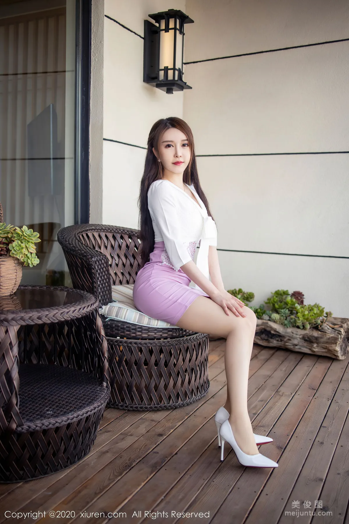 [XiuRen] No.2421 Yutu miki - Professional OL and Bathroom Milk Bath Series photo 31
