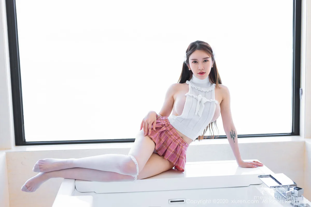 [XiuRen] No.2421 Yutu miki - Professional OL and Bathroom Milk Bath Series photo 20