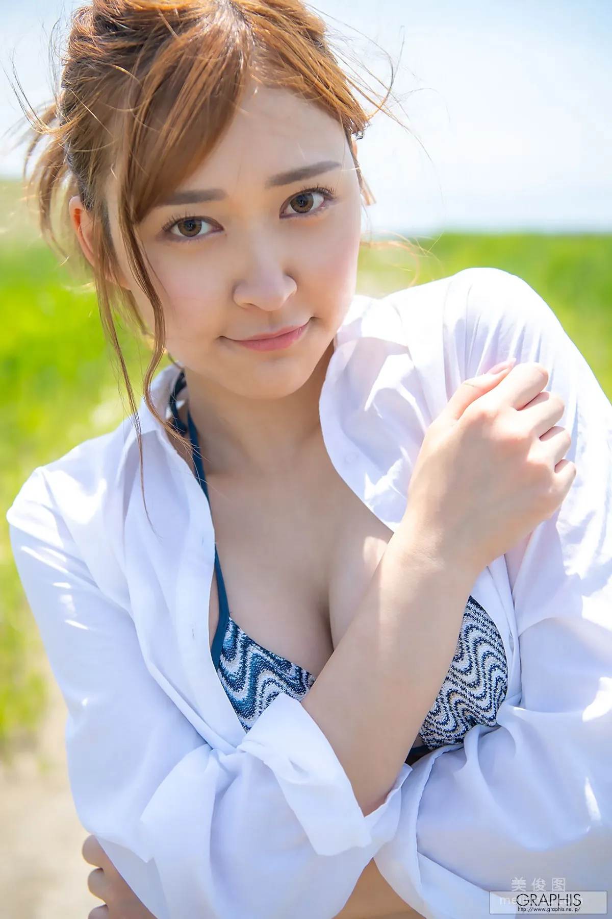 [Graphis] 初脱ぎ娘 No.170 蜜美杏 An Mitsumi First Gravure 3