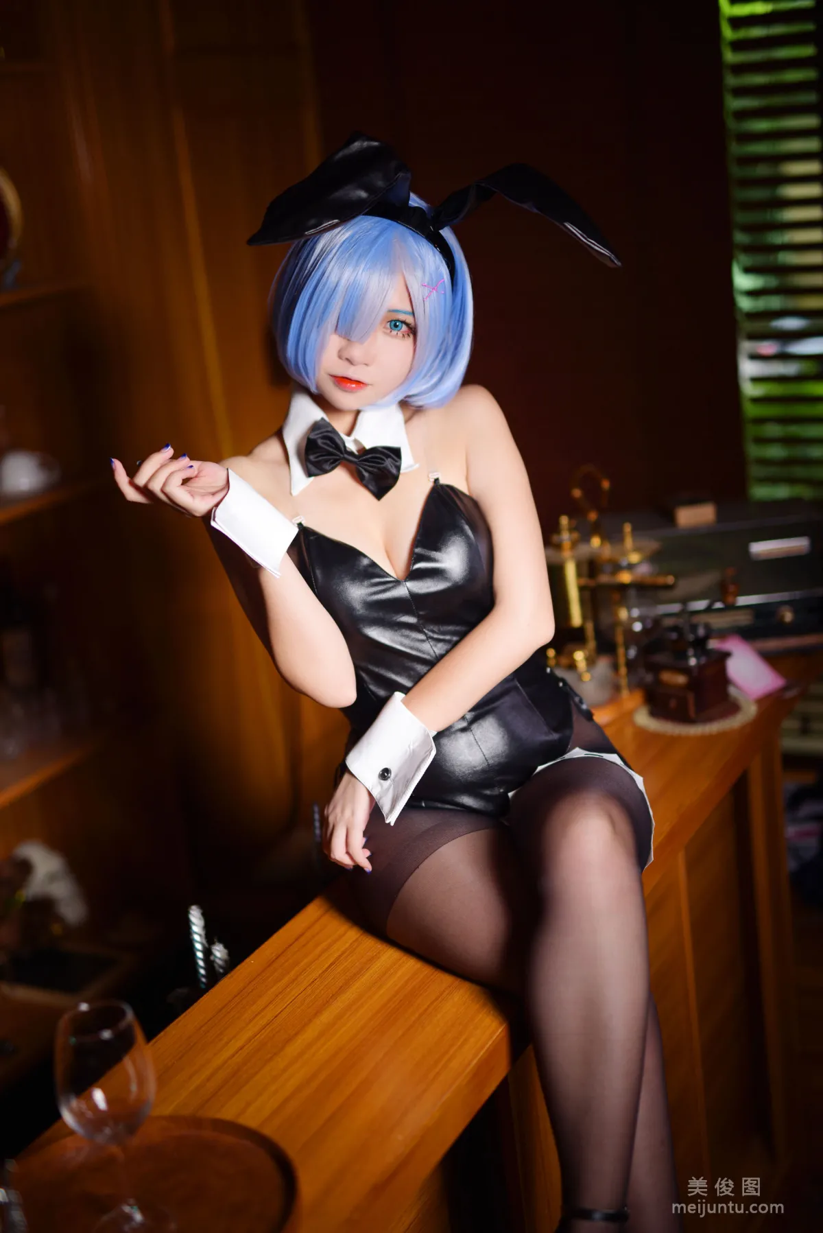 Erzuo Nisa: Web Idols photo 8