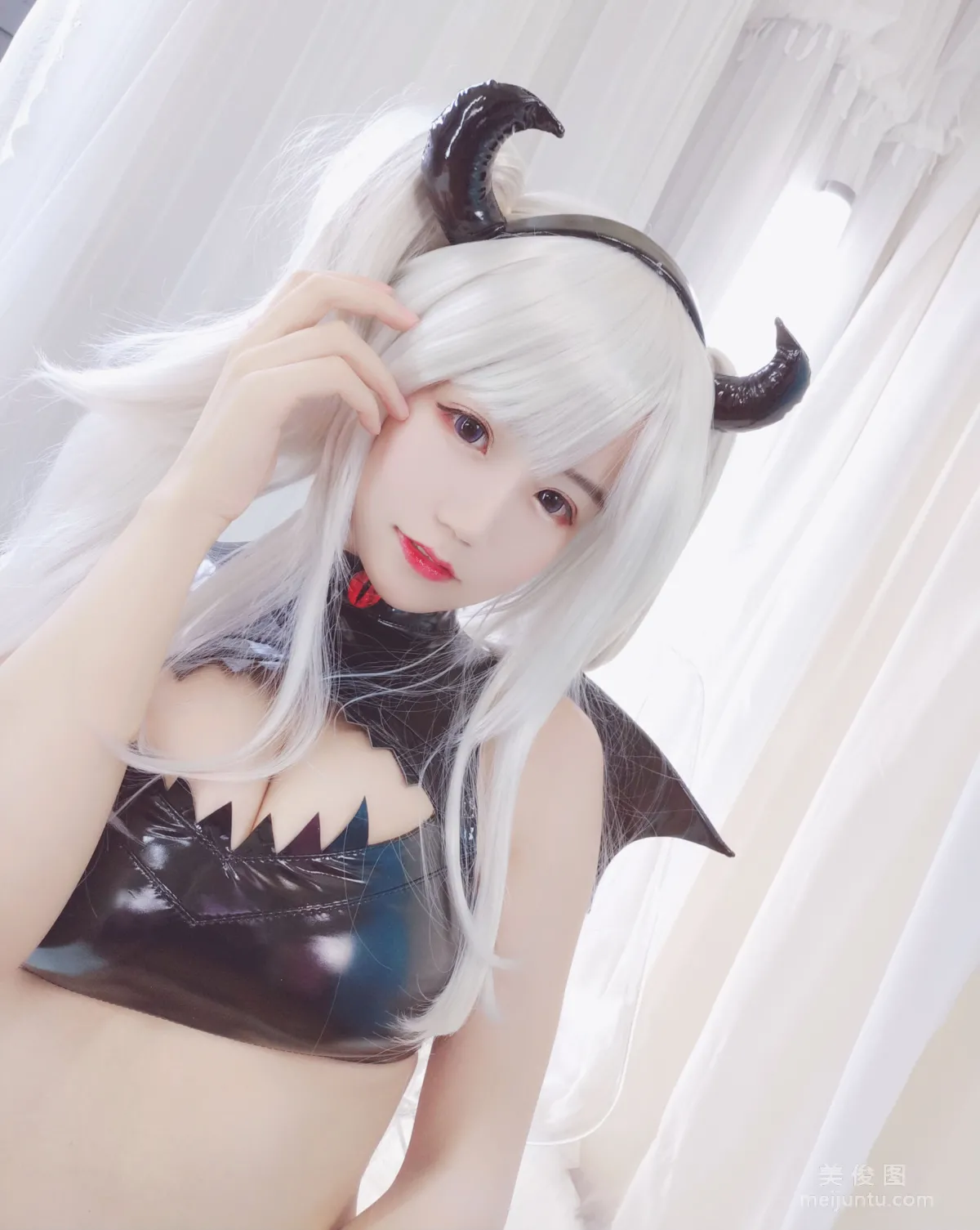 [Cosplay] Anime Blogger Xiaocang Qiandai w - Succubus 2 photo 11