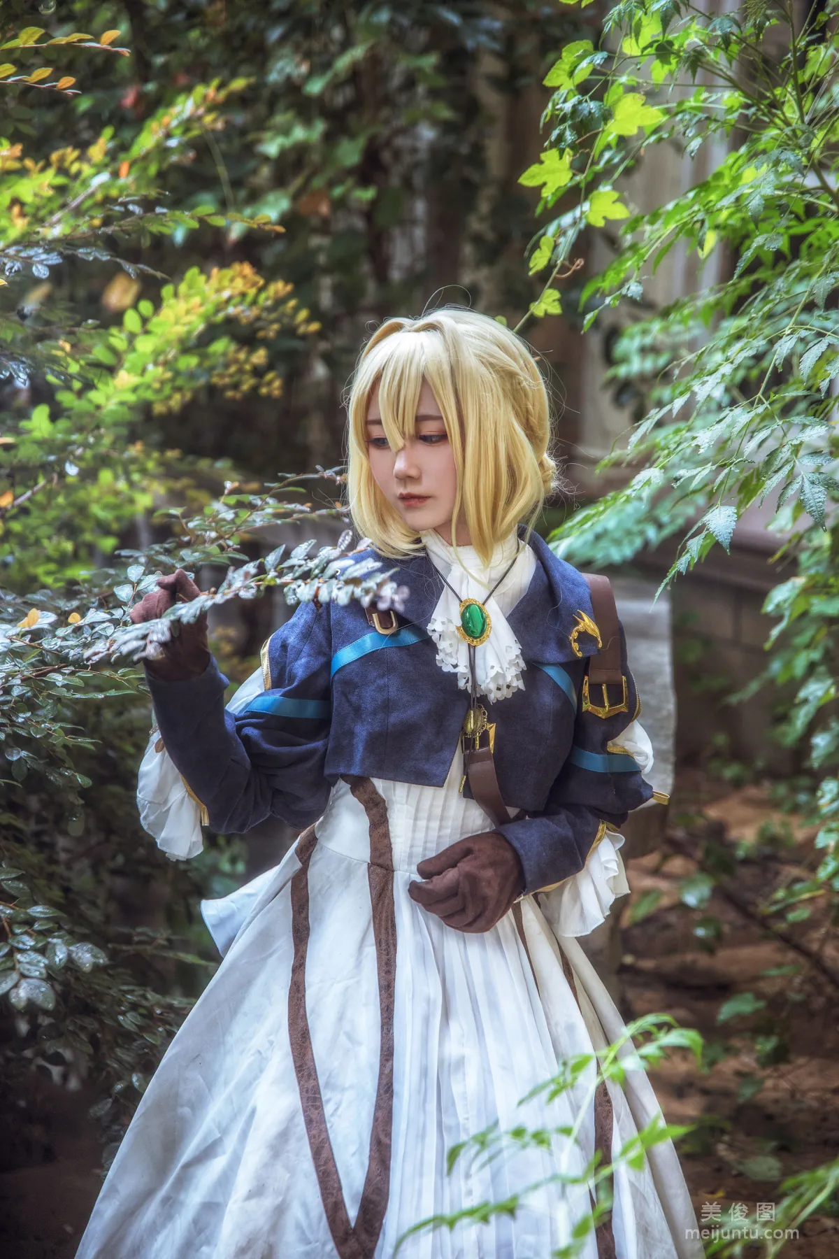 [Cosplay写真] 弦音sic - 紫罗兰永恒花园 薇尔莉特・伊芙加登1